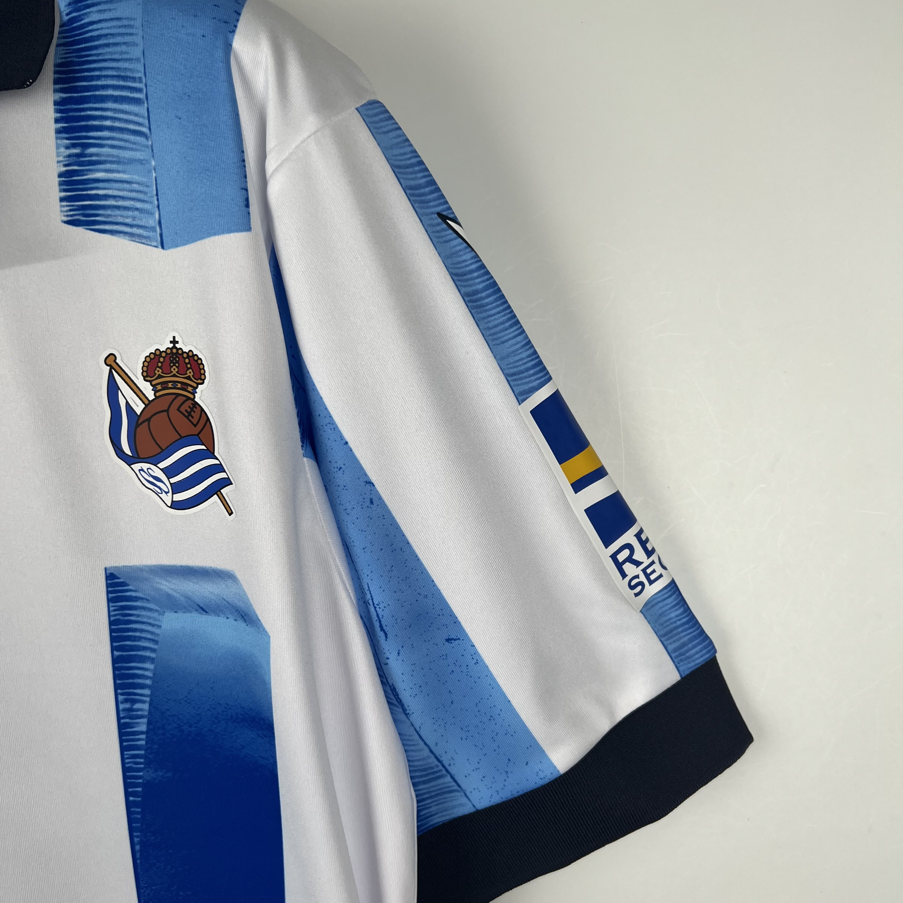 Real Sociedad 23-24 Home Stadium Jersey - Fans Version - SOCCERDEALSHOP