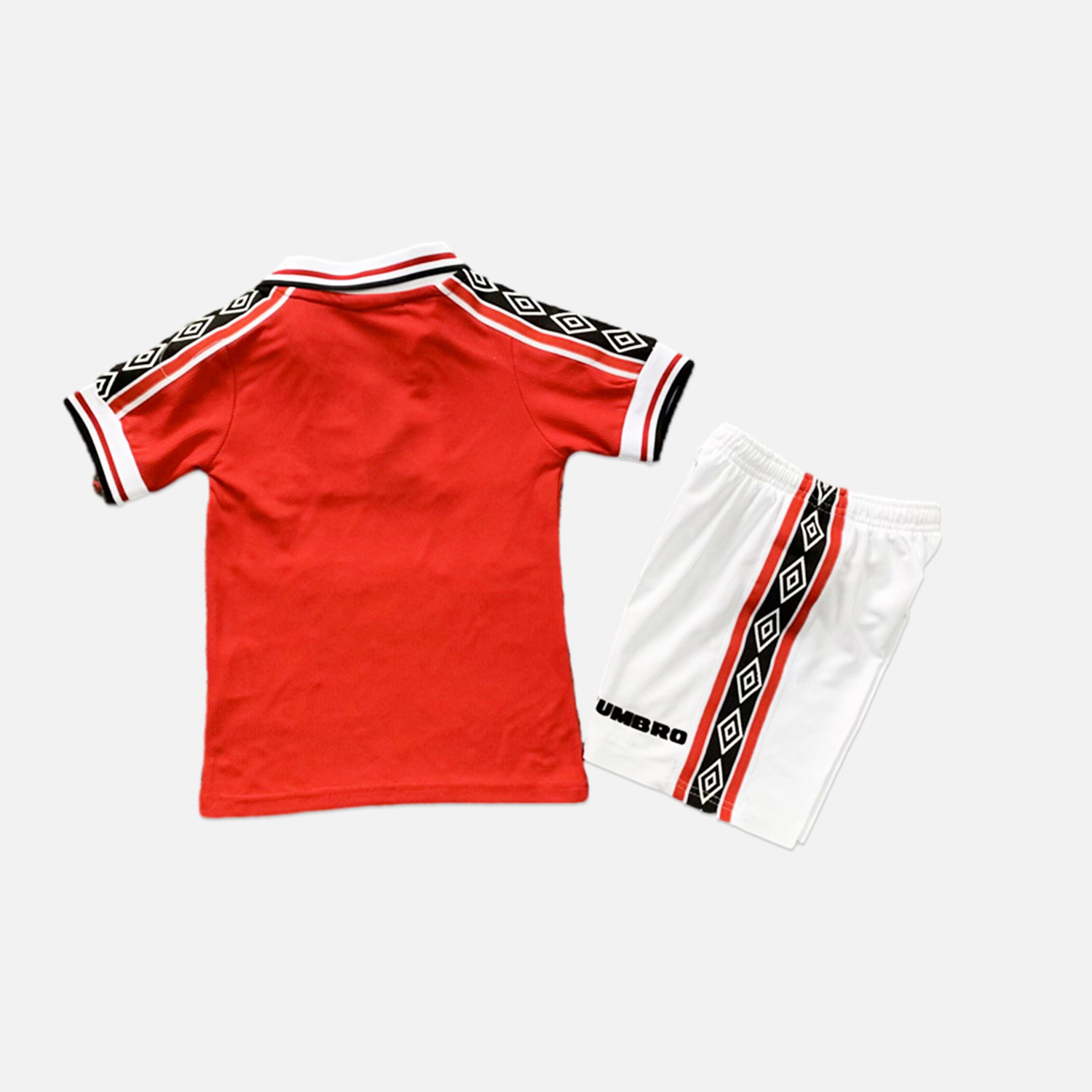 Manchester United Retro 1998-99 Home Stadium Kids Kit - SOCCERDEALSHOP