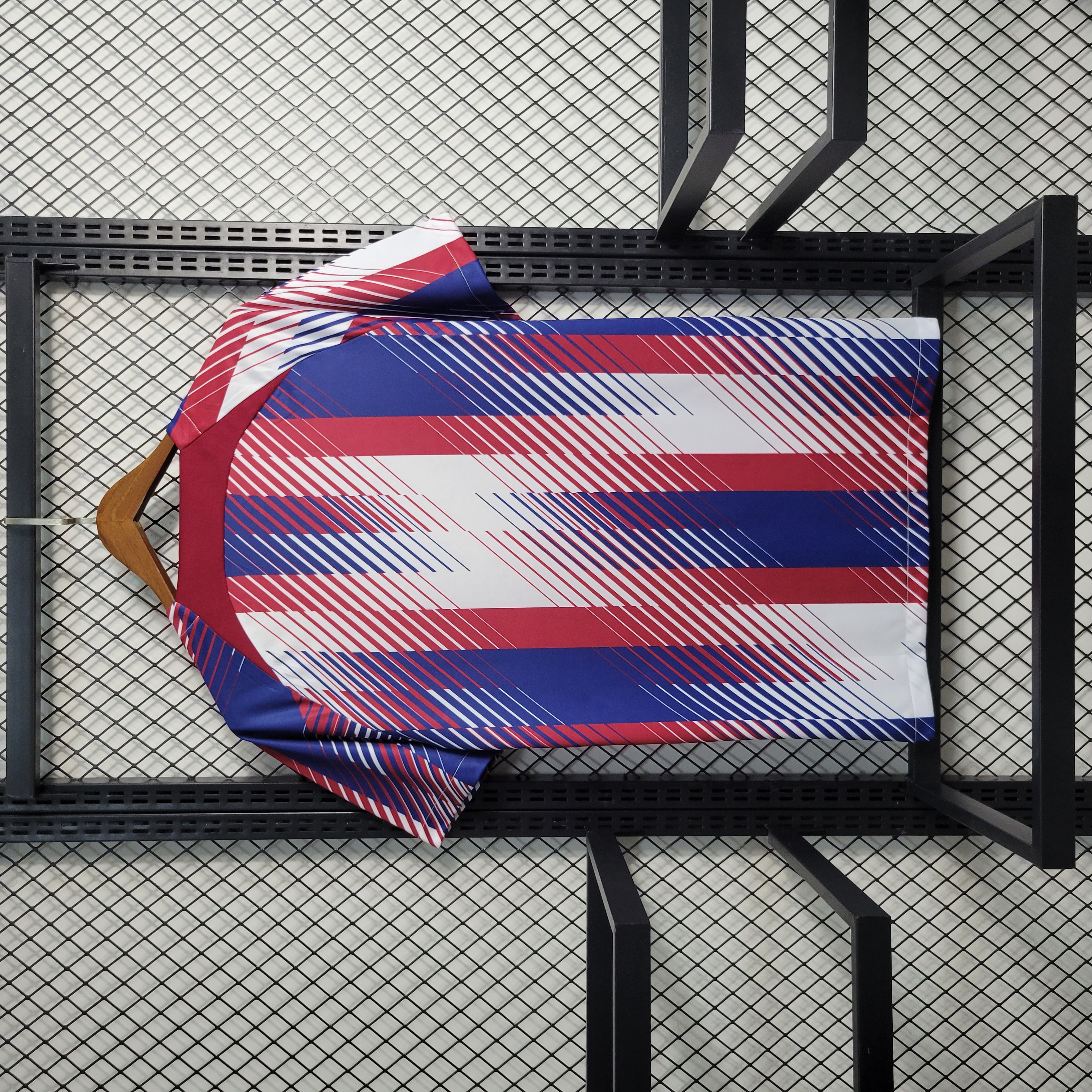 23/24 B.A.R.S.A Training Fans Jersey - SOCCERDEALSHOP