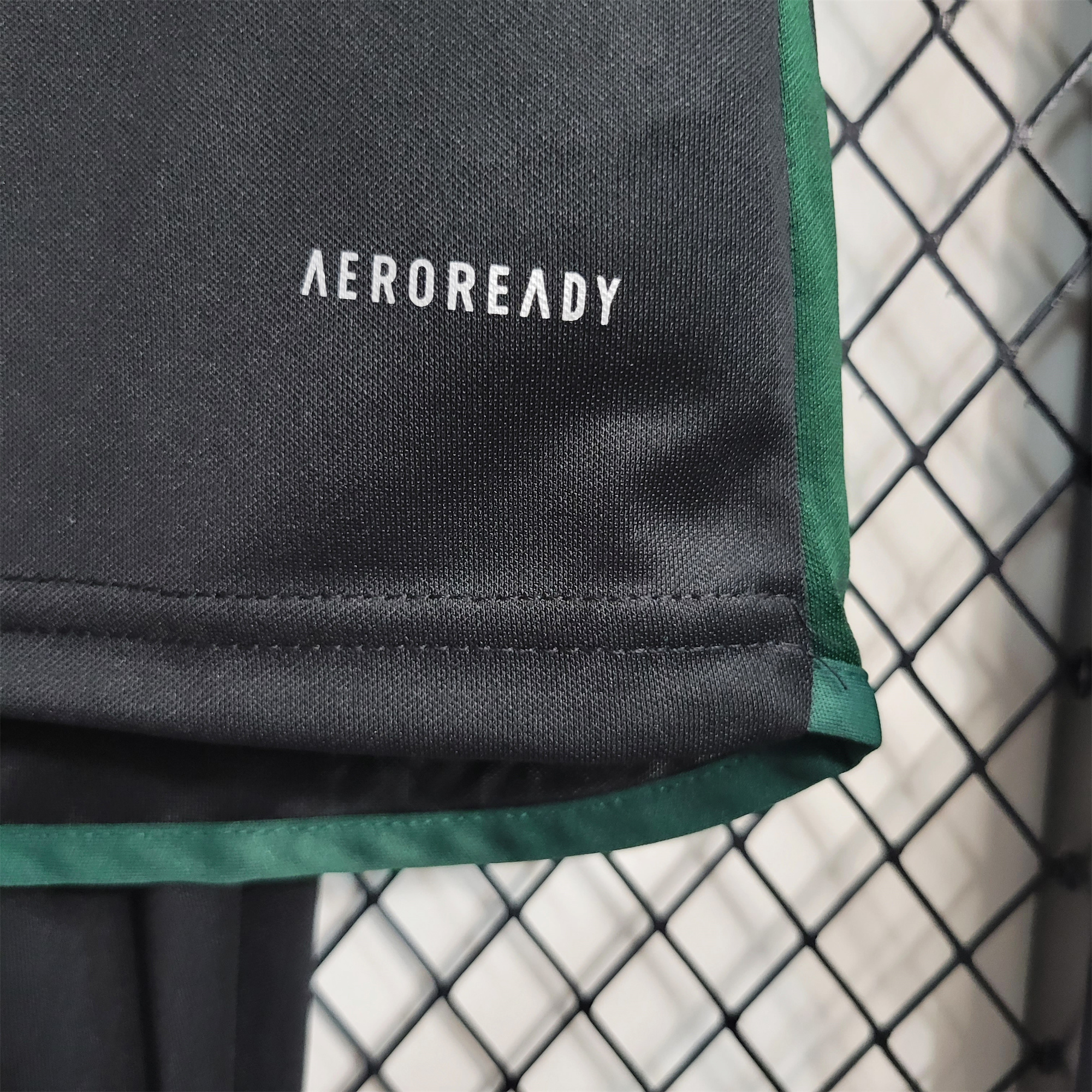 Celtic 23-24 Away Kids Kit - SOCCERDEALSHOP