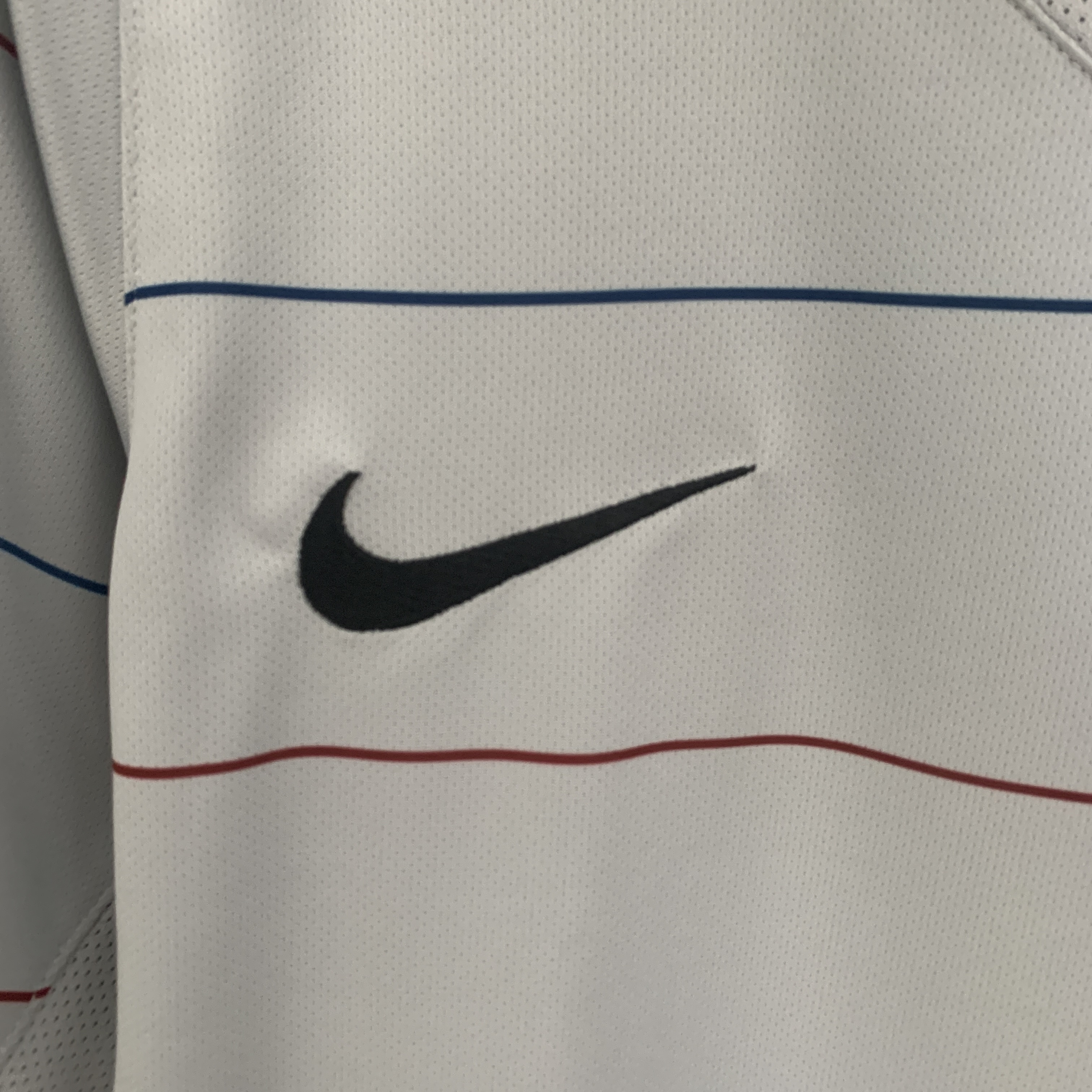 B.A.R.S.A Retro 03-04 Away Stadium Jersey - SOCCERDEALSHOP