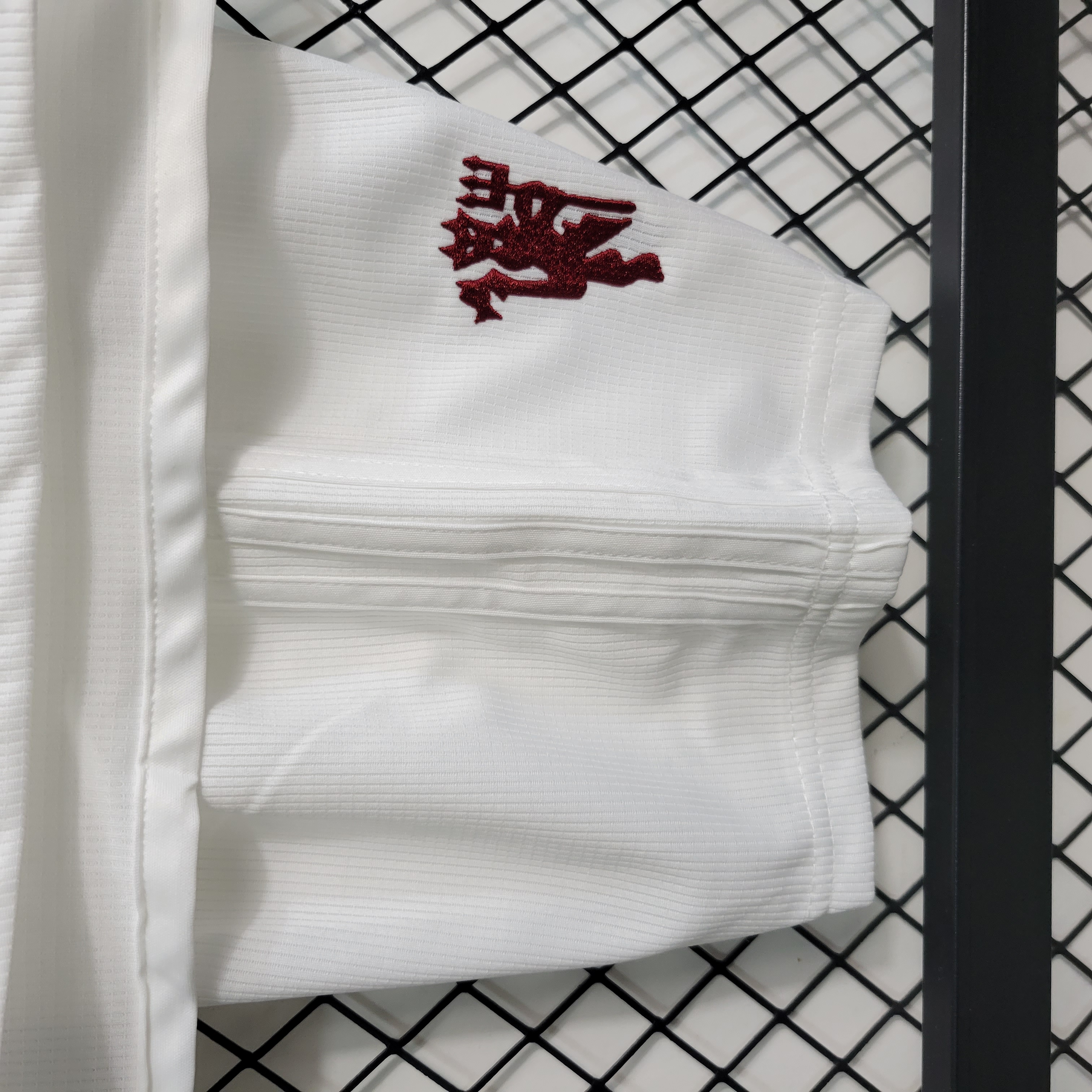 Manchester United 23-24 Third Kids Kit - SOCCERDEALSHOP