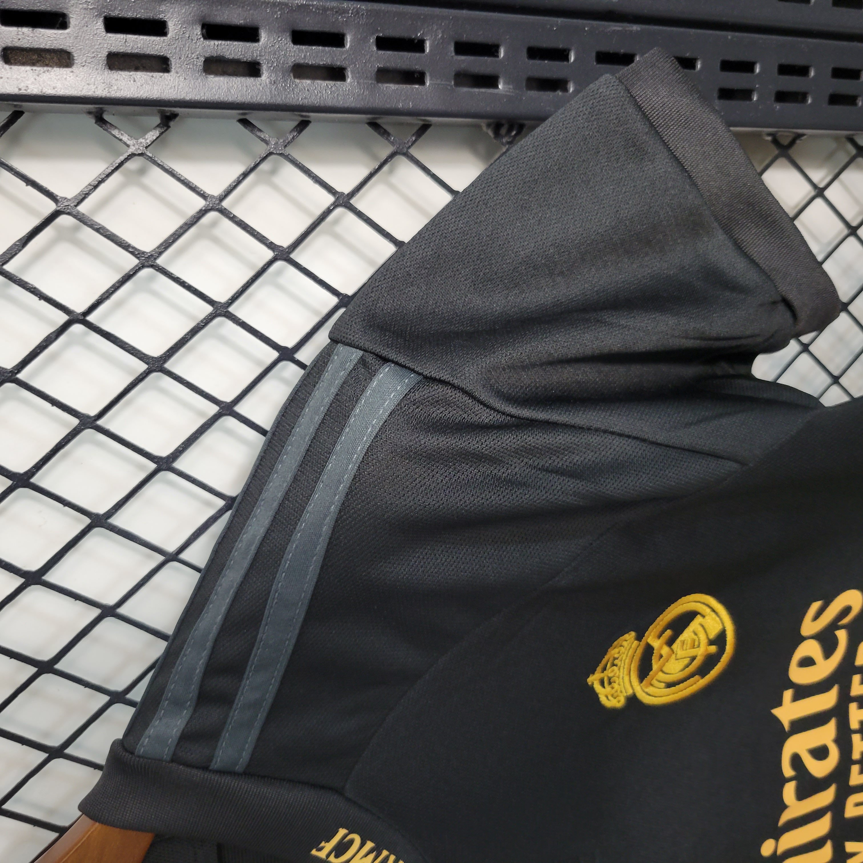 Real Madrid 23-24 Third Kids Kit - SOCCERDEALSHOP