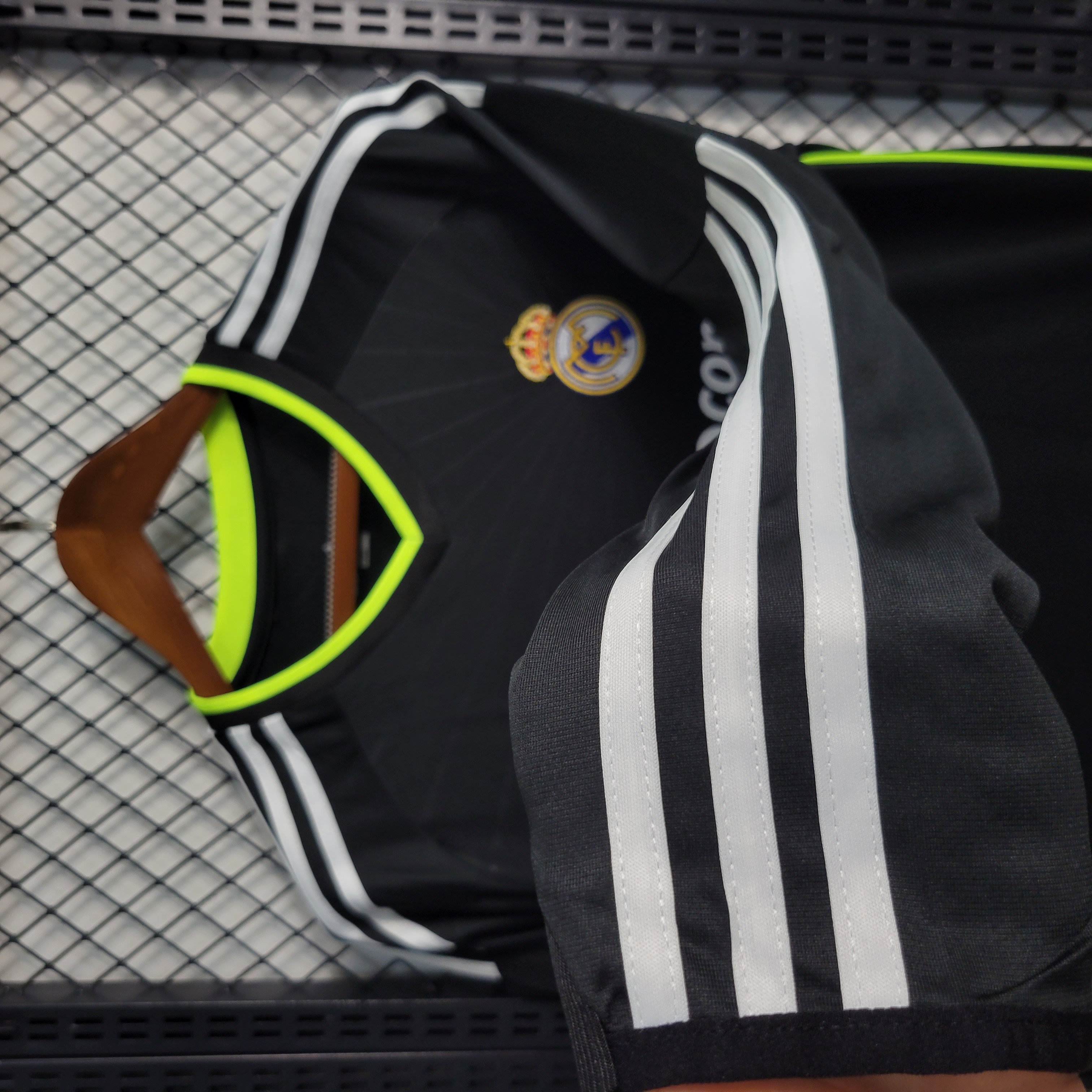 Retro Real Madrid 10-11 Away Stadium Long Sleeve Jersey - SOCCERDEALSHOP