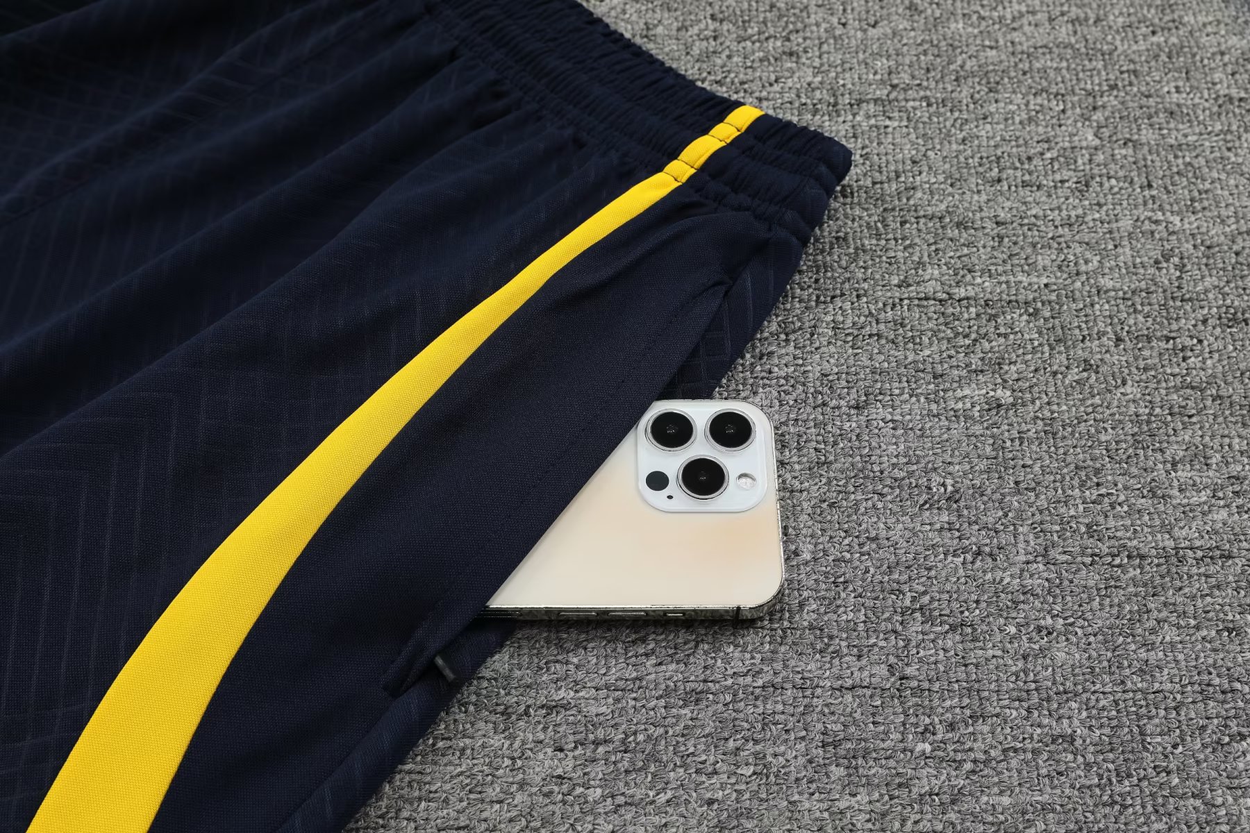 23-24 B.A.R.S.A Player Training Vest Set ( Vest + Shorts) - SOCCERDEALSHOP