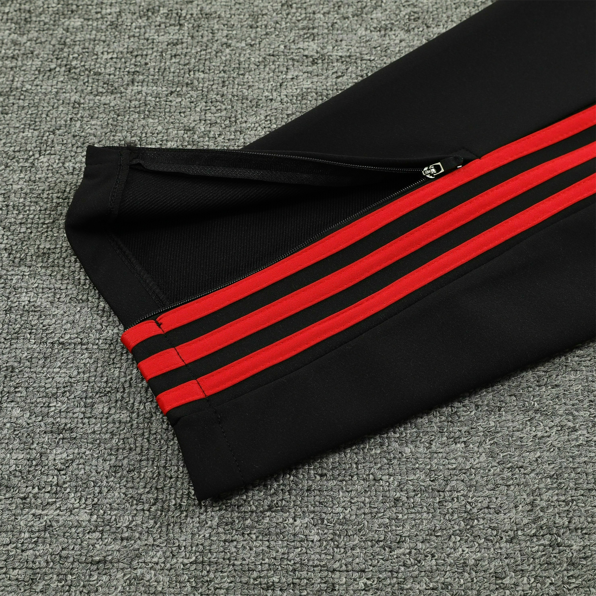 Manchester United 23-24 Men's Training Hoodie + Pants - White - SOCCERDEALSHOP