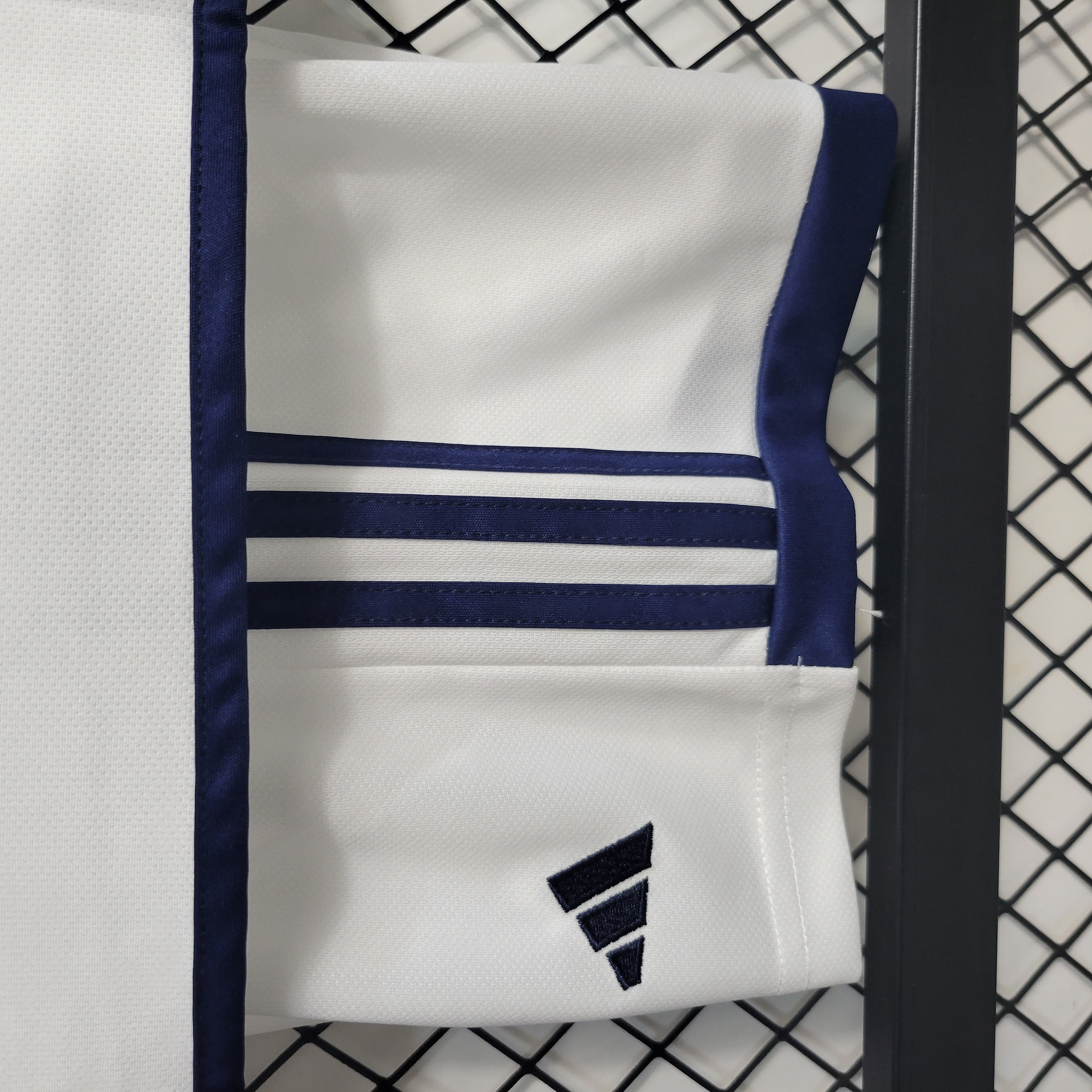 Italy 23-24 Away Kids Kit - SOCCERDEALSHOP