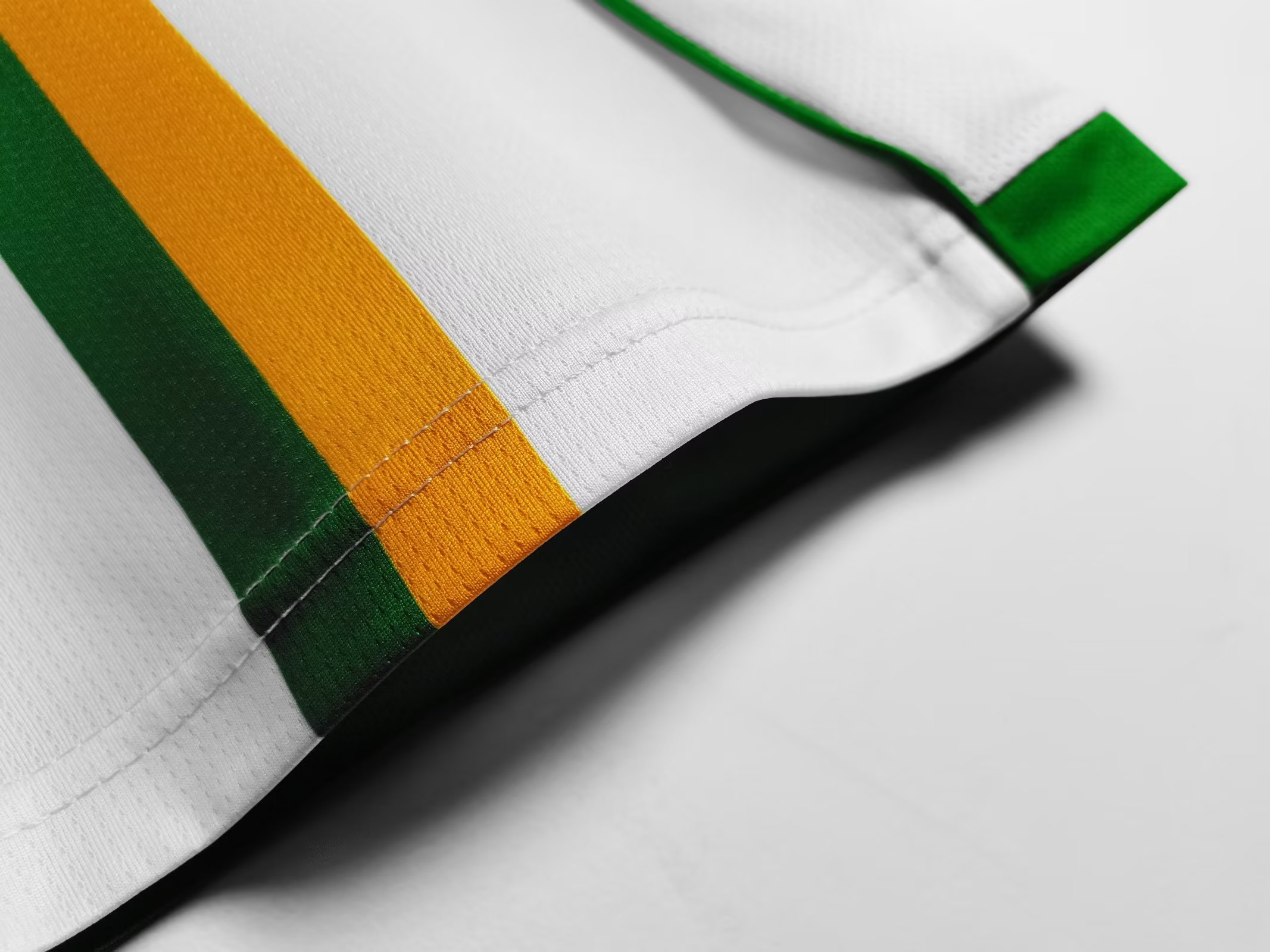 Retro Celtic 06-07 Third Jersey - SOCCERDEALSHOP