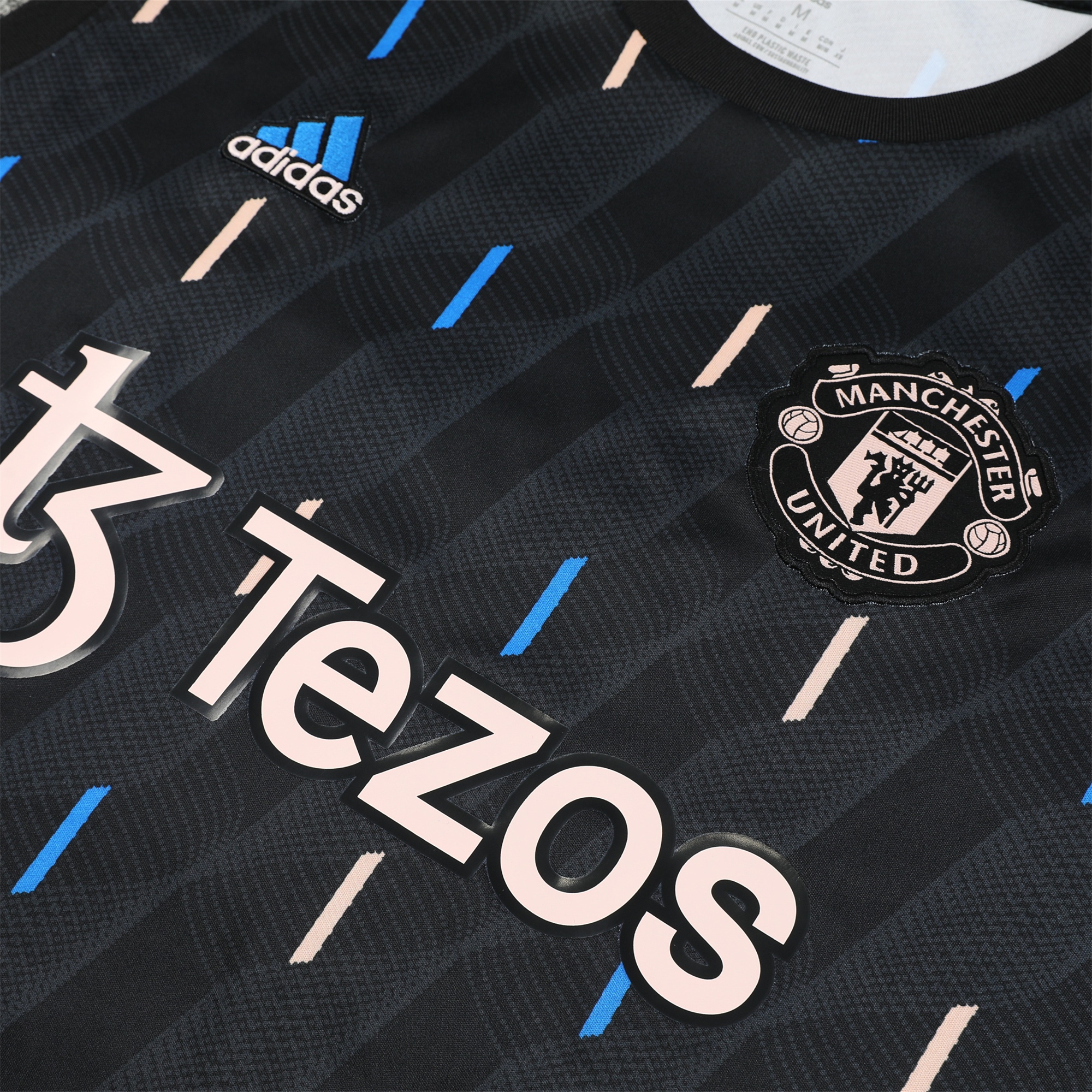 Manchester United 23-24 Vest Training Set Black Line - SOCCERDEALSHOP