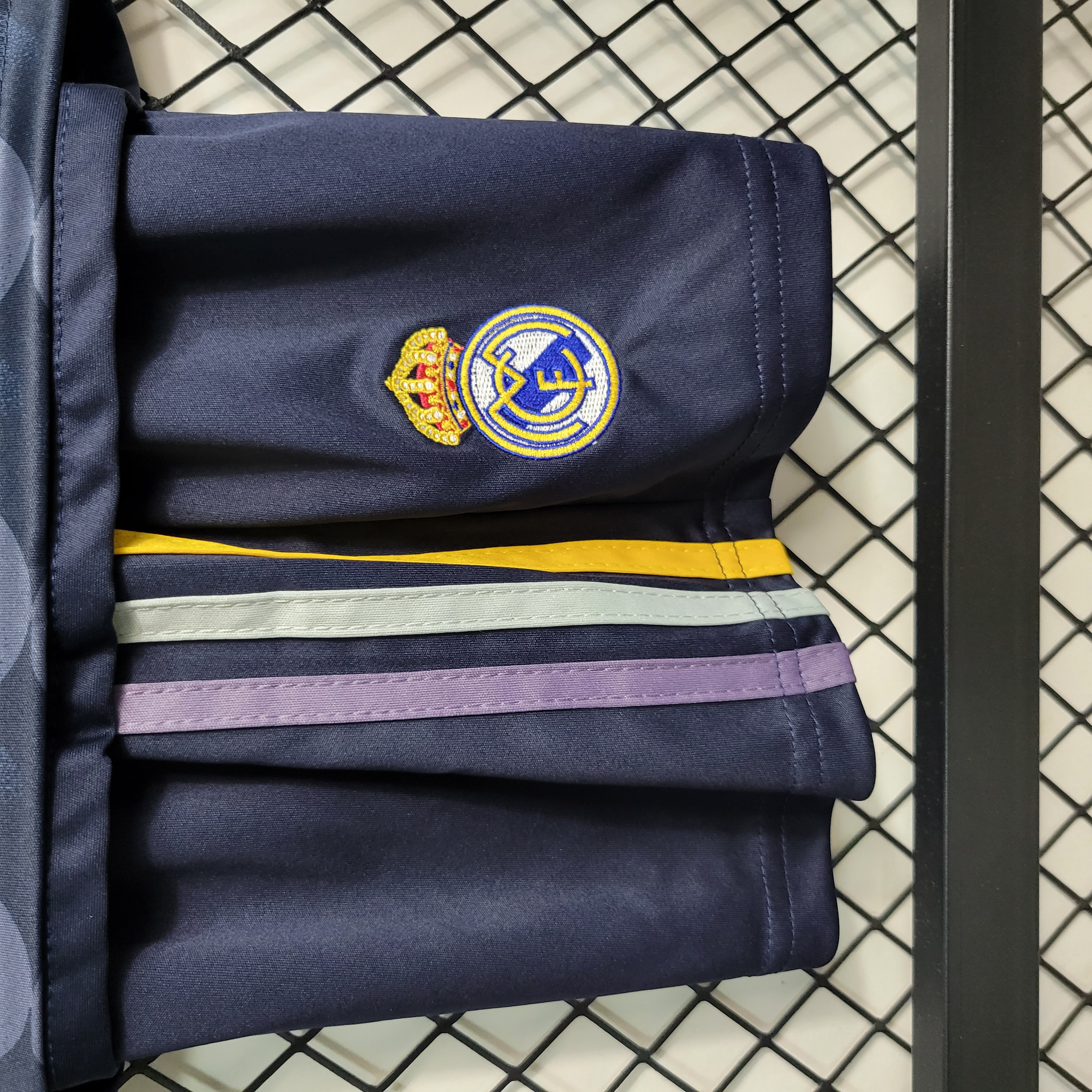 Real Madrid 23-24 Away Kids Kit - SOCCERDEALSHOP