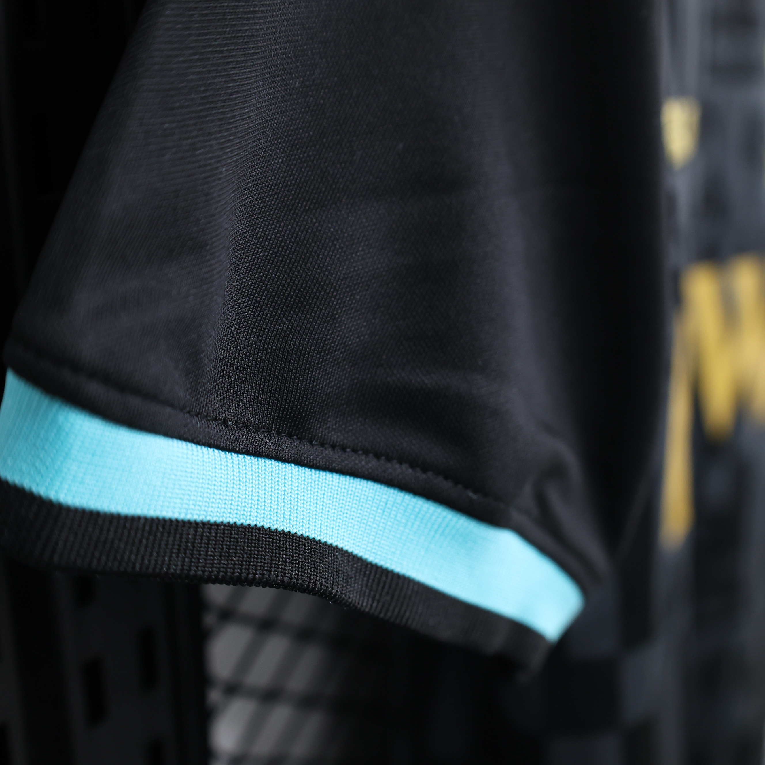 Liverpool 23-24 YNWA Special Edition Jersey - Fans Version - SOCCERDEALSHOP