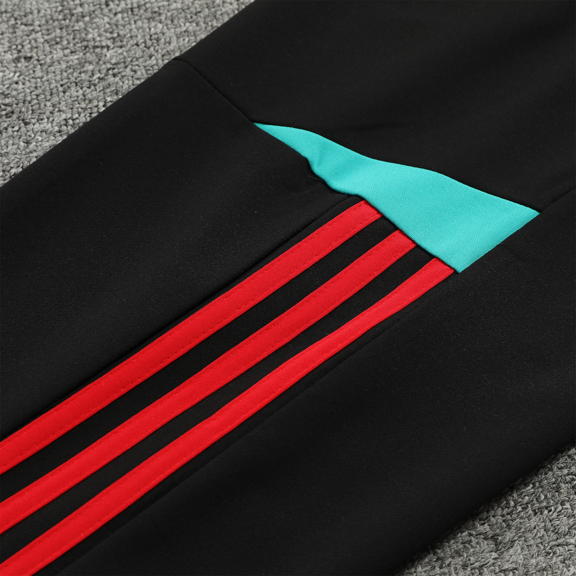 Manchester United 23-24 Men's Training Hoodie + Pants - White - SOCCERDEALSHOP