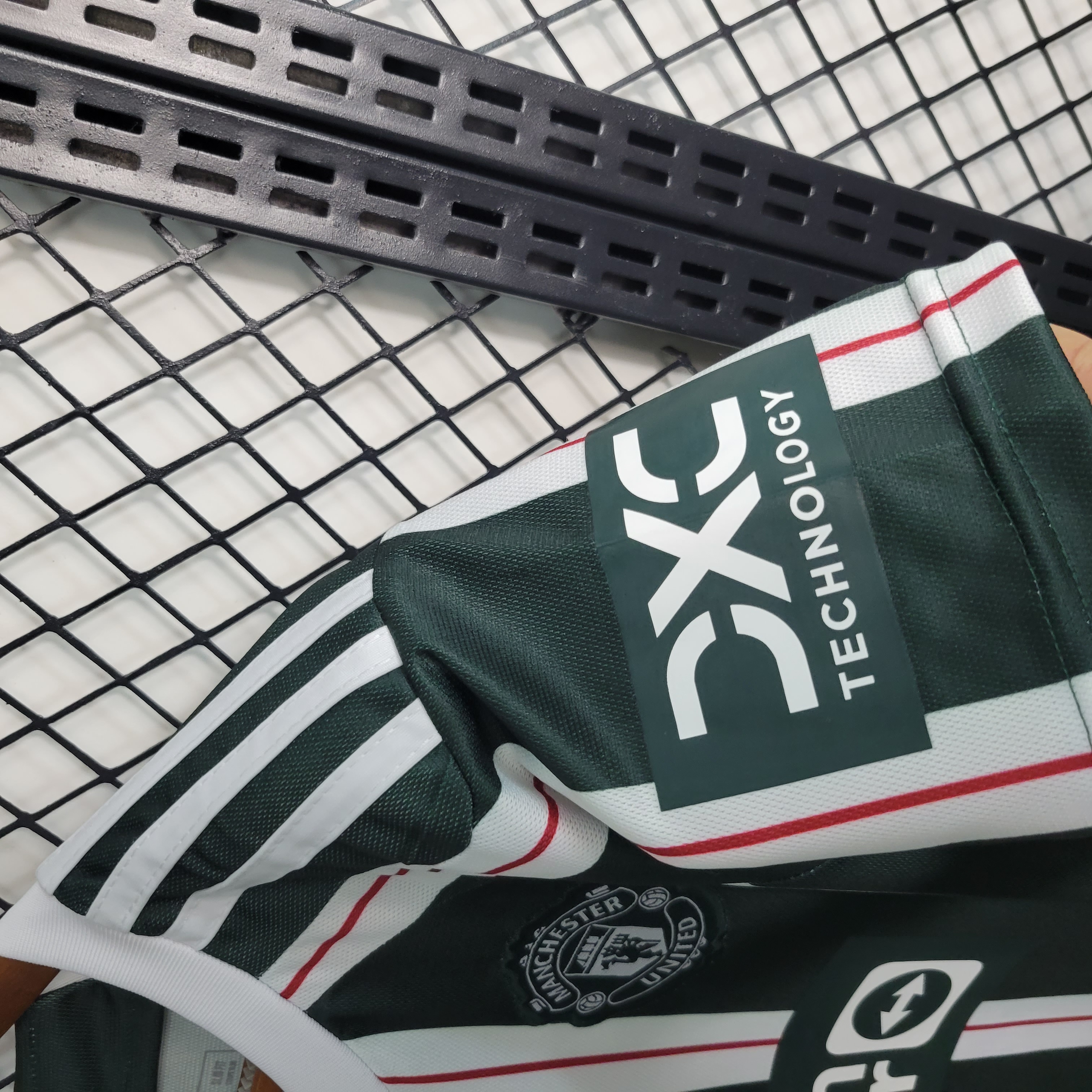 Manchester United 23-24 Away Kids Kit - SOCCERDEALSHOP