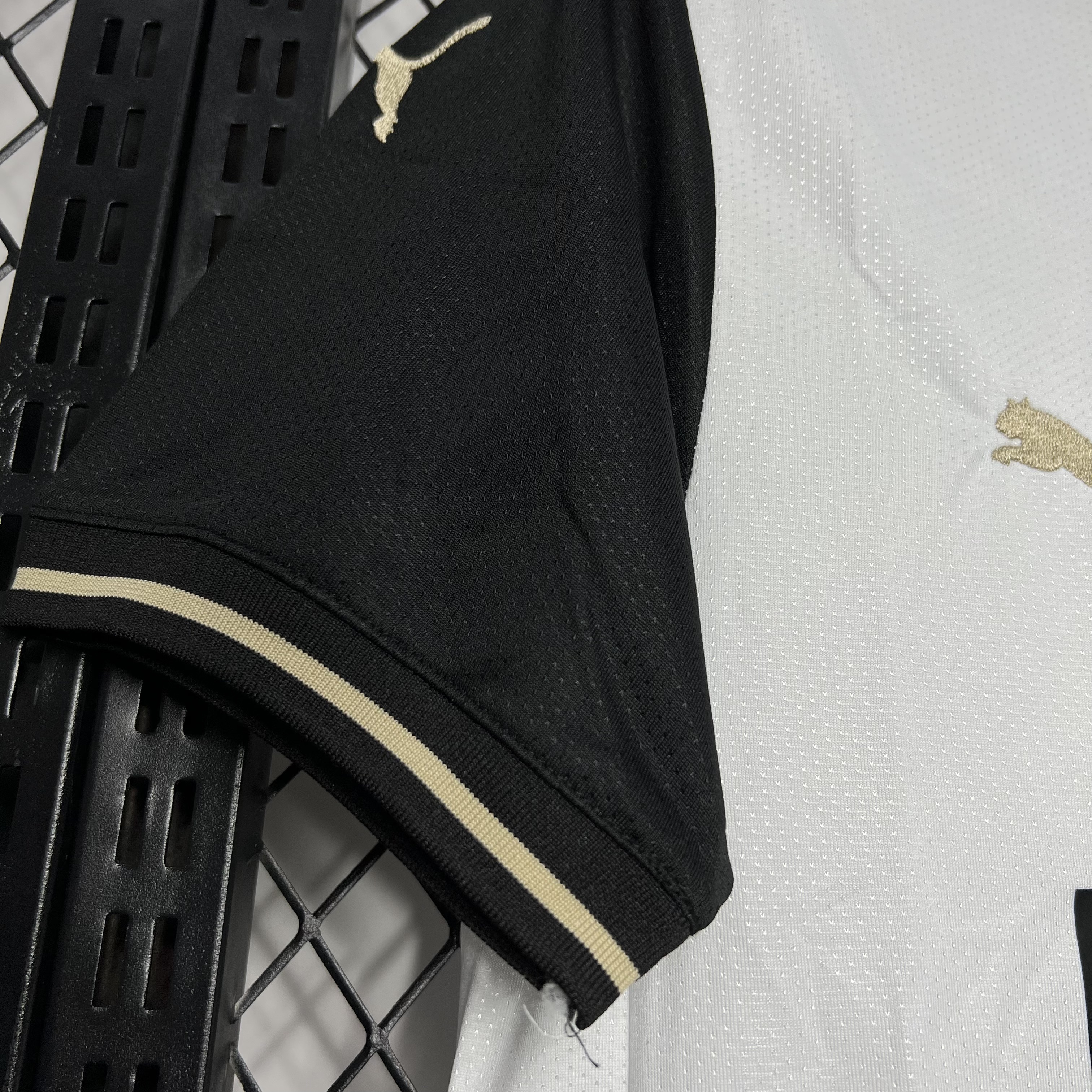 Valencia 24-25 Home Stadium Jersey - Fans Version - SOCCERDEALSHOP