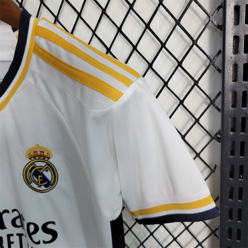 Real Madrid 23/24 Home Kids Kit - SOCCERDEALSHOP