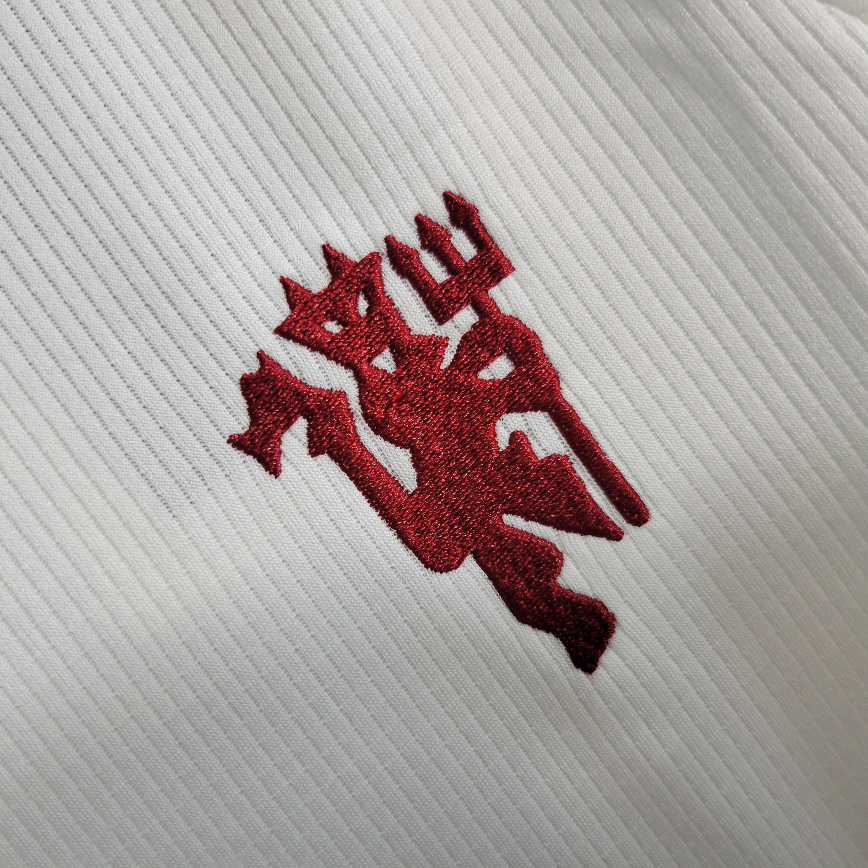 Manchester United 23-24 Third Kids Kit - SOCCERDEALSHOP