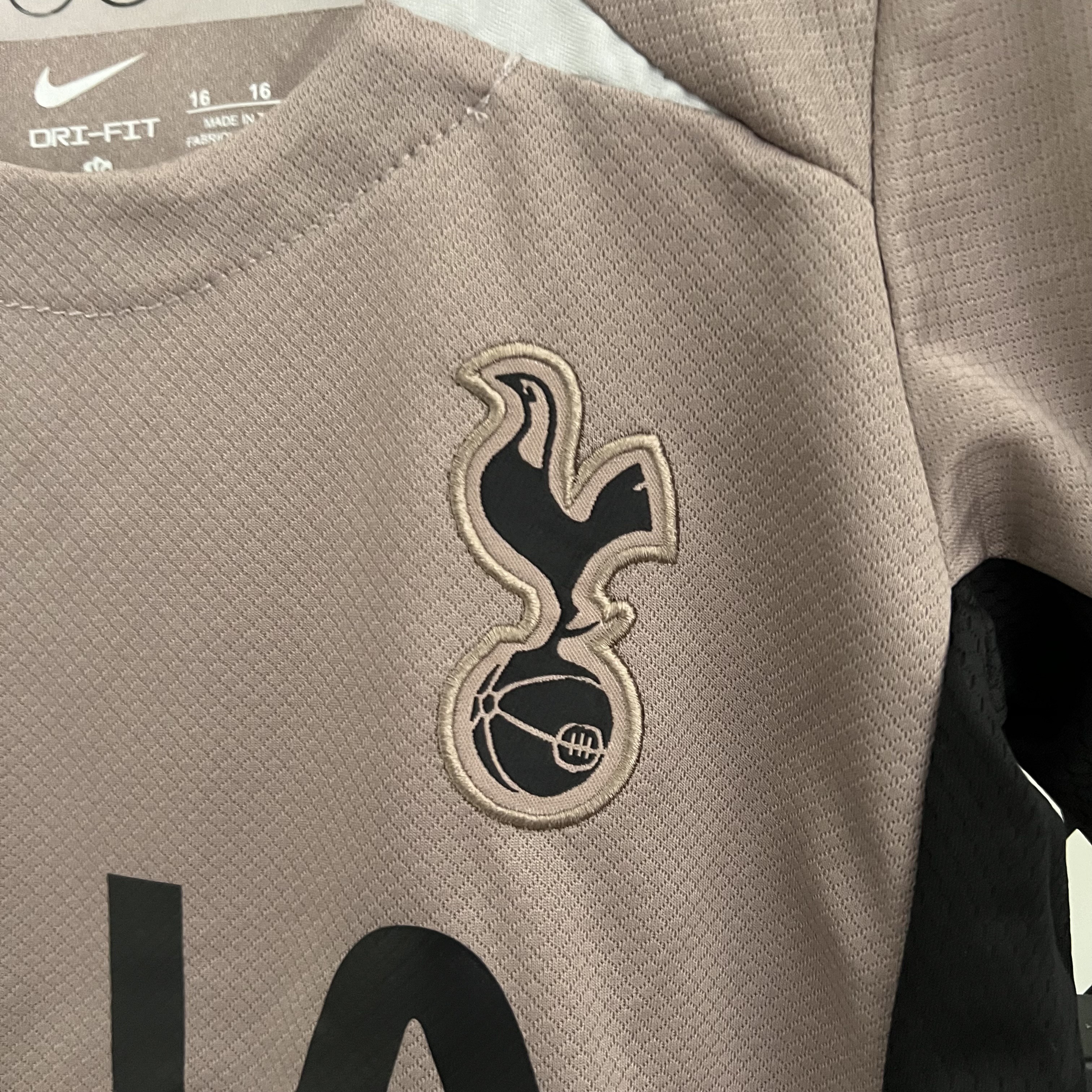 Tottenham Hotspur 23-24 Third Kids Kit - SOCCERDEALSHOP