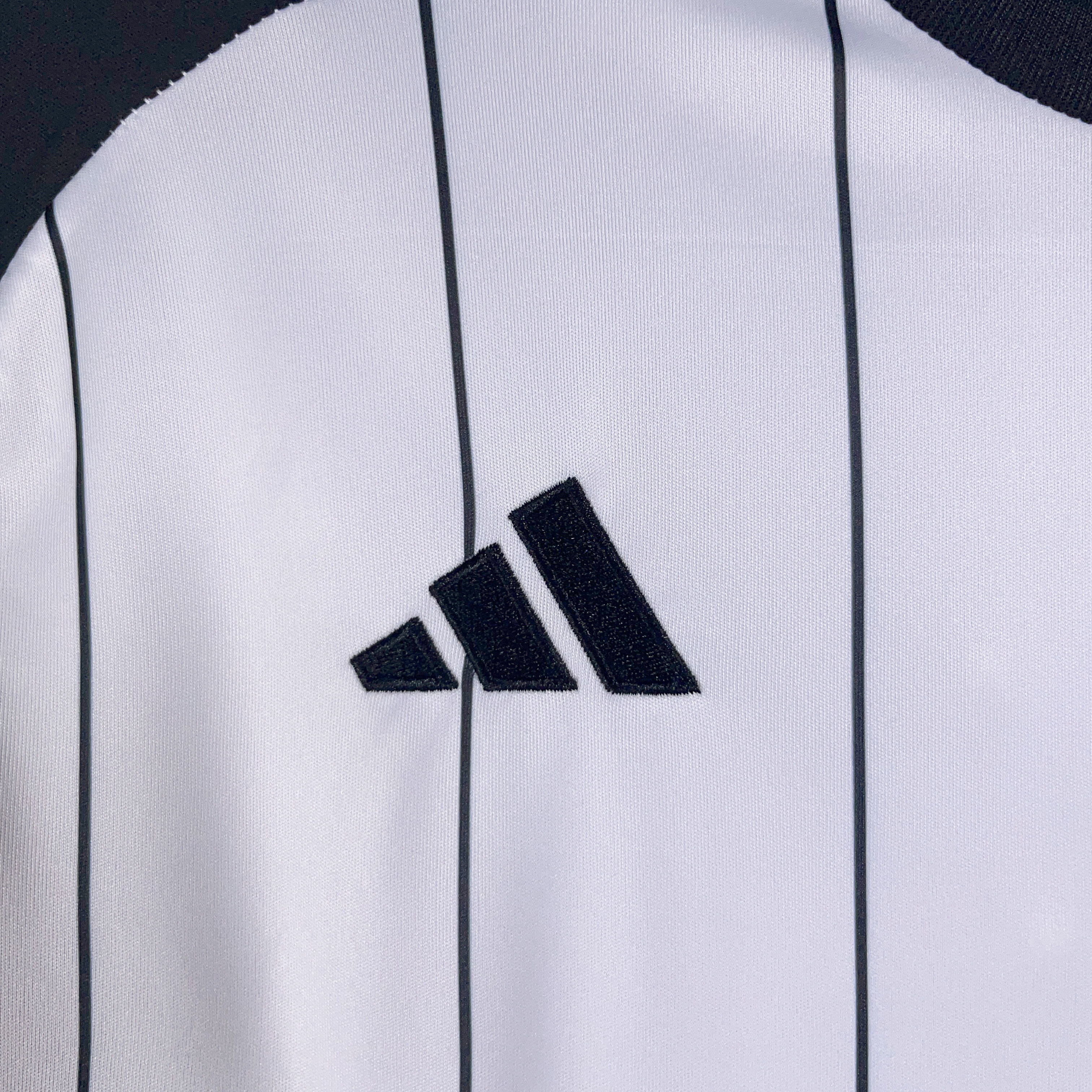 Hamburger SV 23-24 Home Stadium Jersey - Fans Version - SOCCERDEALSHOP