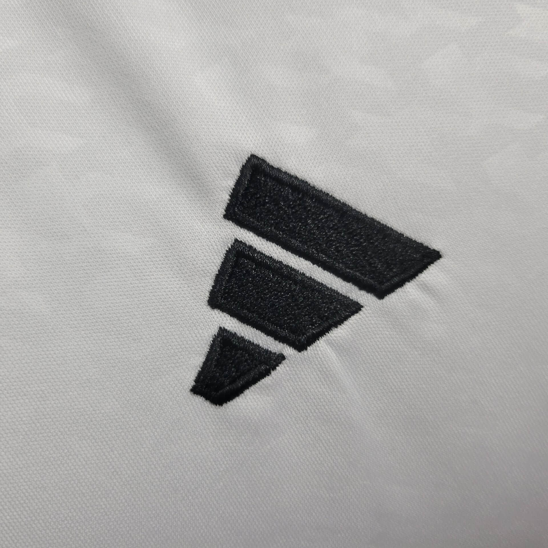 Real Madrid 24-25 Home Stadium Kids Kit - SOCCERDEALSHOP