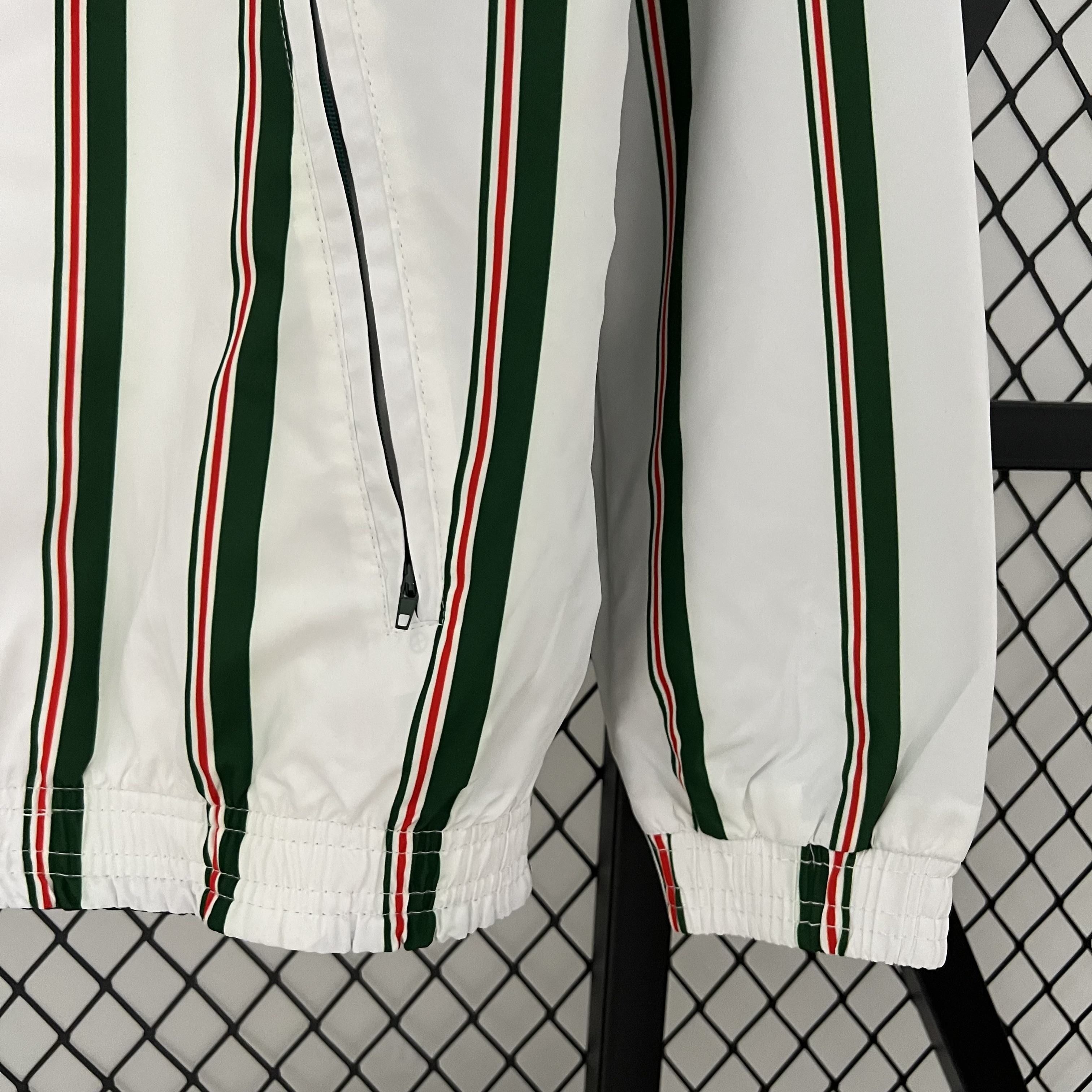 B.A.R.S.A 23-24 Player Reversible Windbreaker - White & Blue - SOCCERDEALSHOP