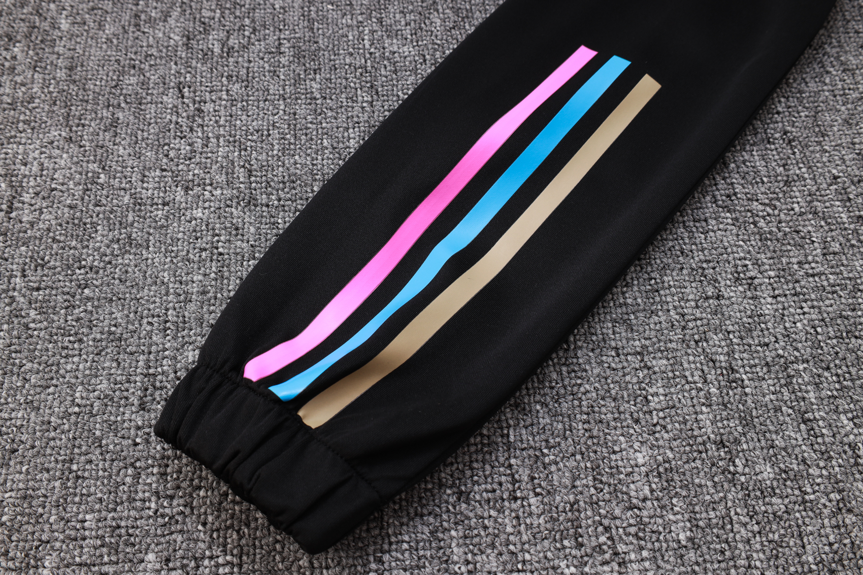 Real Madrid 23-24 Jacket Training Tracksuit - White and Black - SOCCERDEALSHOP