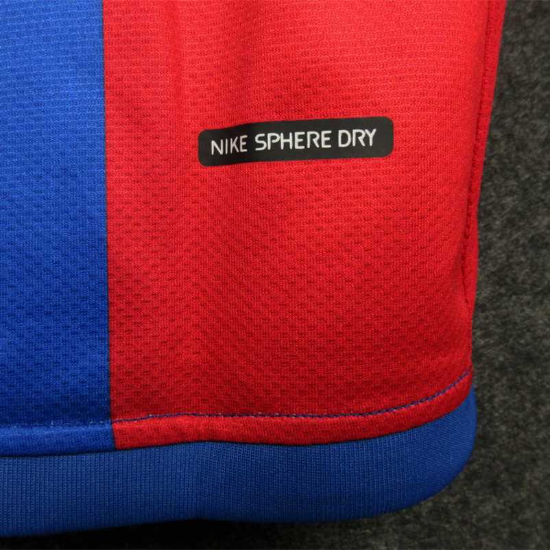 B.A.R.S.A Retro 06-07 Home Stadium Jersey - SOCCERDEALSHOP