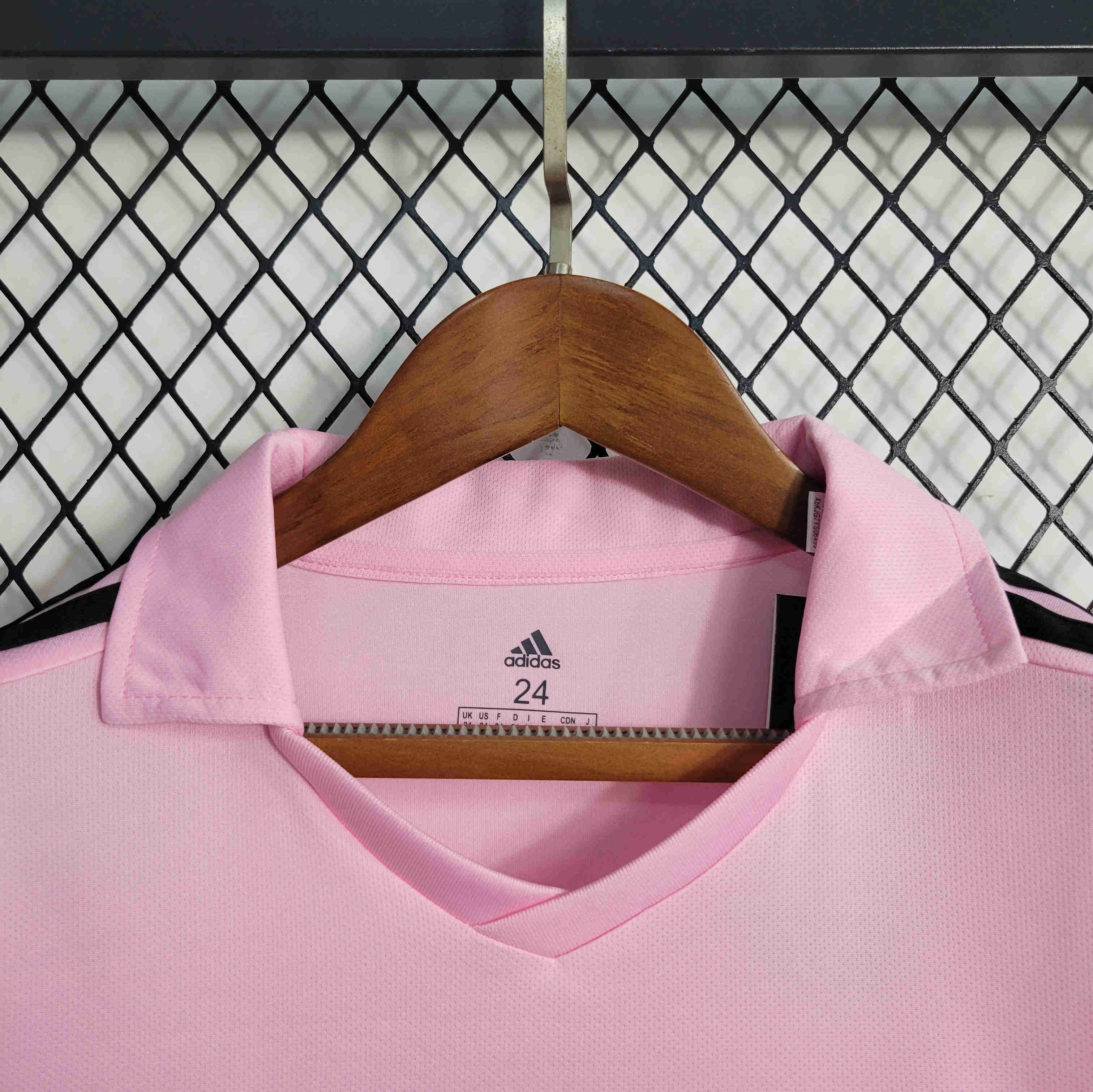 INT M.A.M 23-24 Home Kids Kit - SOCCERDEALSHOP