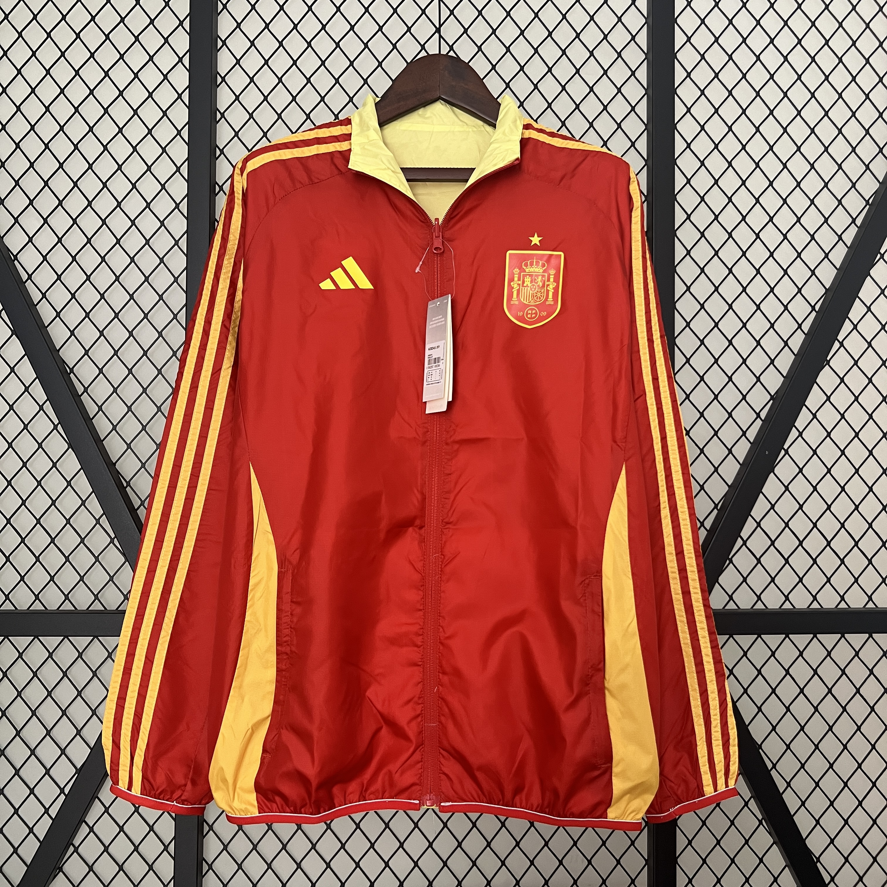 Spain 2024 Double Sided Reversible Windbreaker - Red & Yellow - SOCCERDEALSHOP