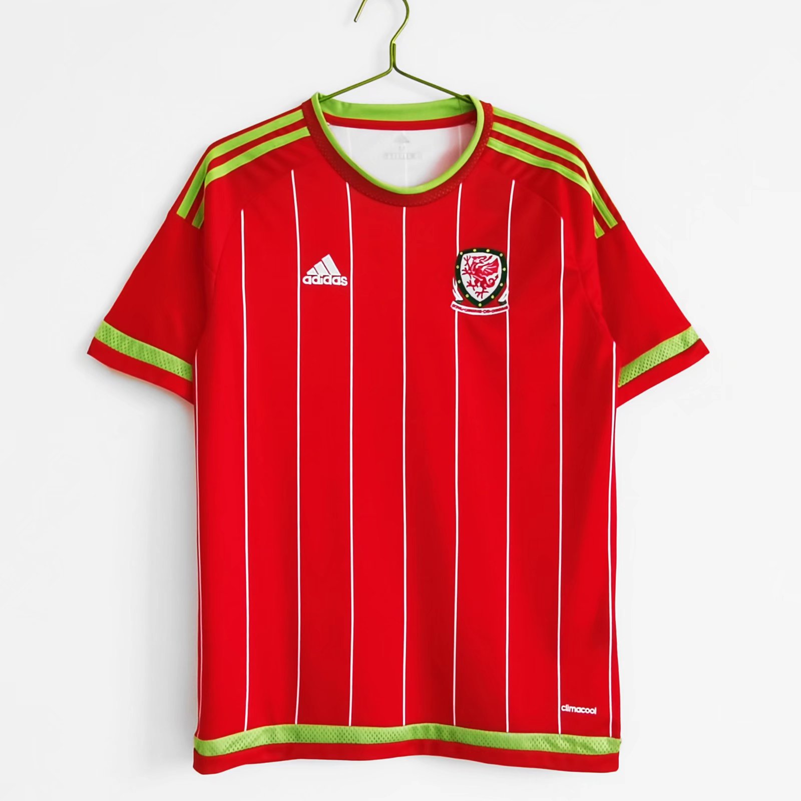 Retro Wales 2015 Home Stadium Jersey - SOCCERDEALSHOP