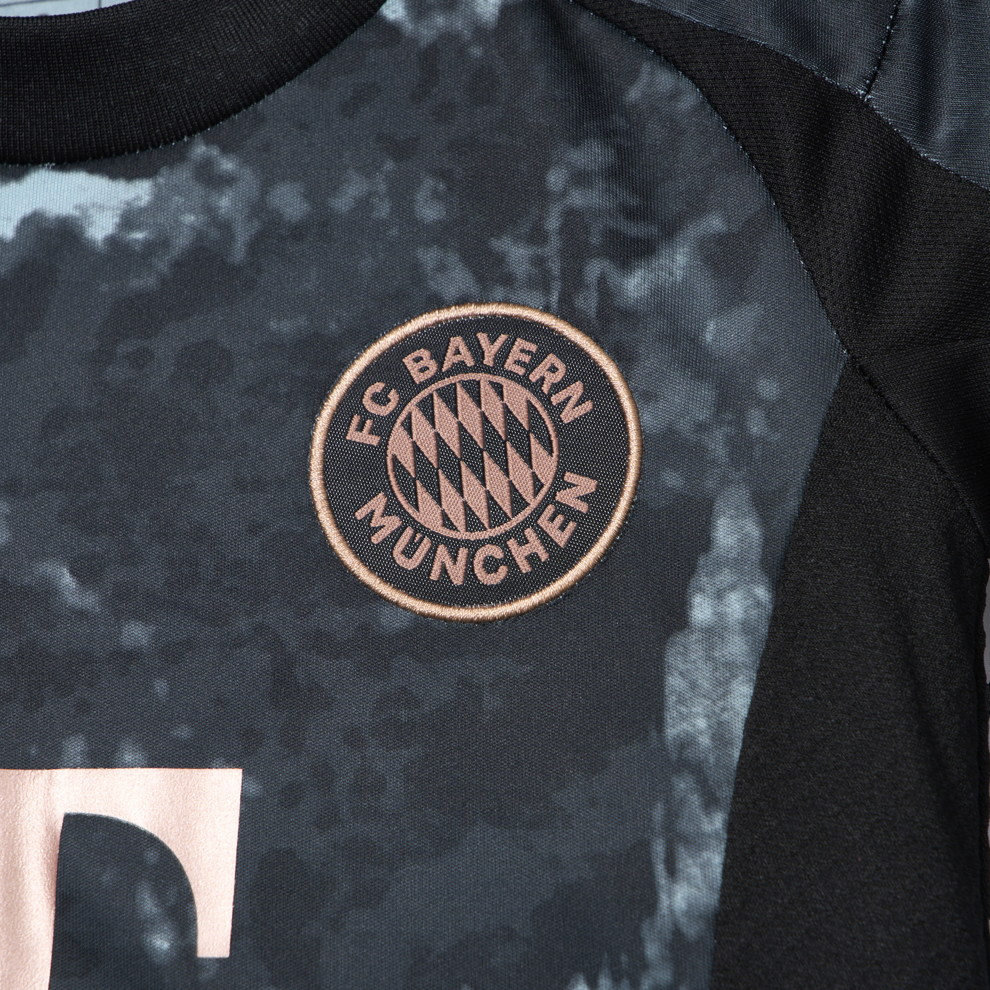 Bayern Munich 24-25 Away Kids Kit - Fans Version - SOCCERDEALSHOP