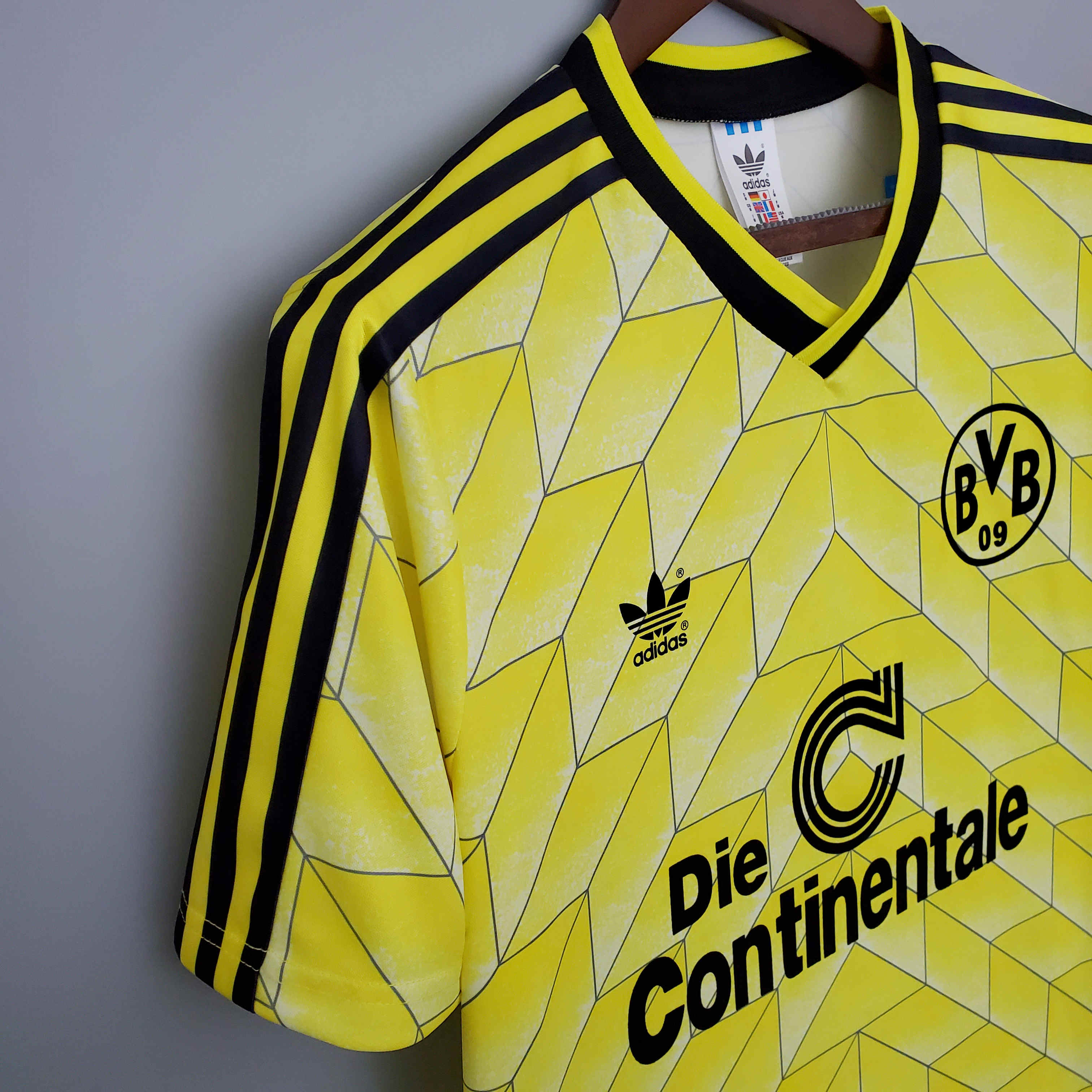 Dortmund Retro 1988 Home Shirt - SOCCERDEALSHOP