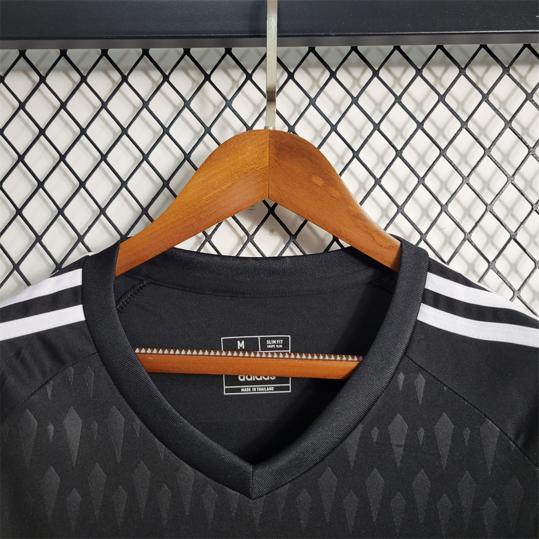 Real Madrid 23-24 Black Goalkeeper Jersey - Fans Version - SOCCERDEALSHOP