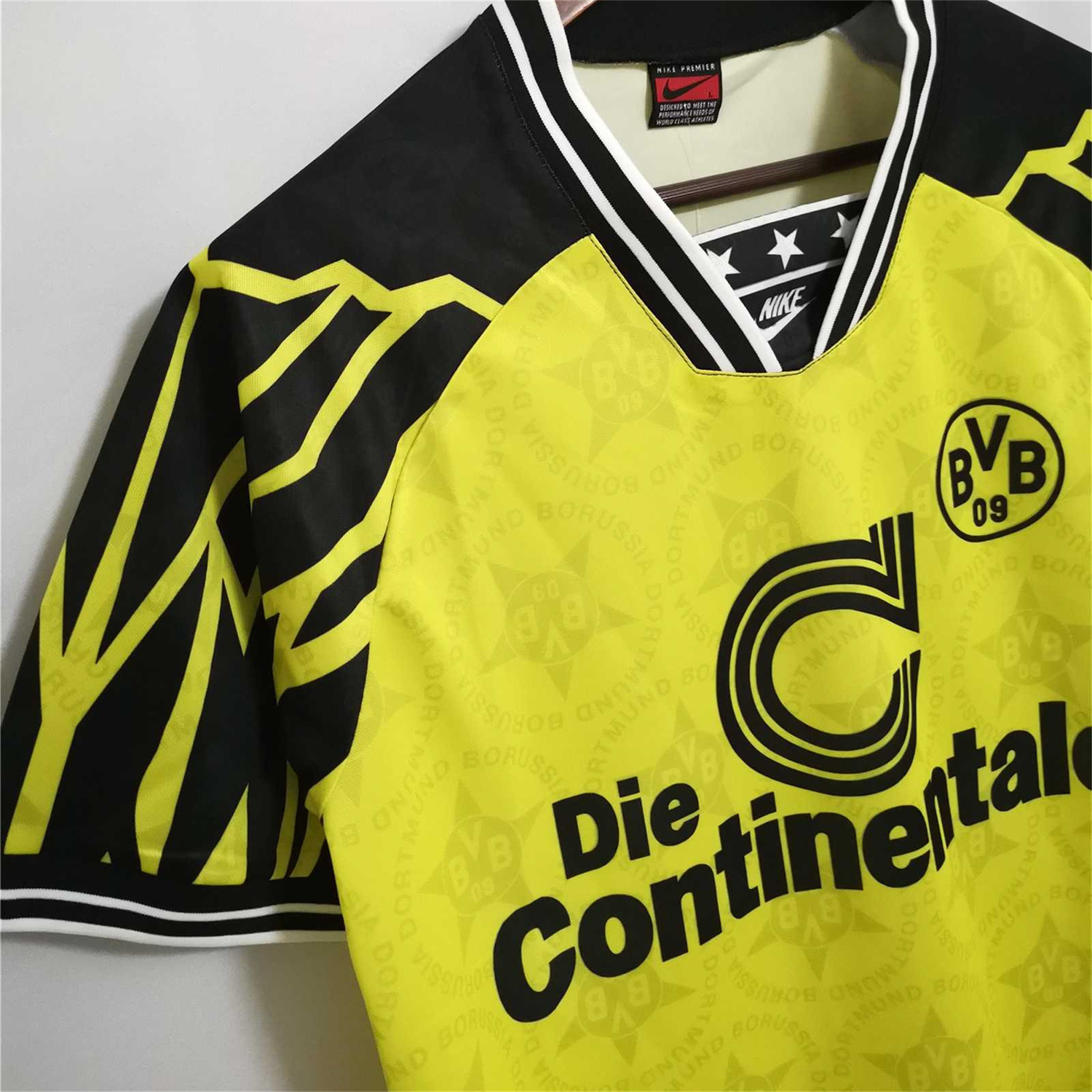Dortmund Retro 94-95 Home Shirt - SOCCERDEALSHOP