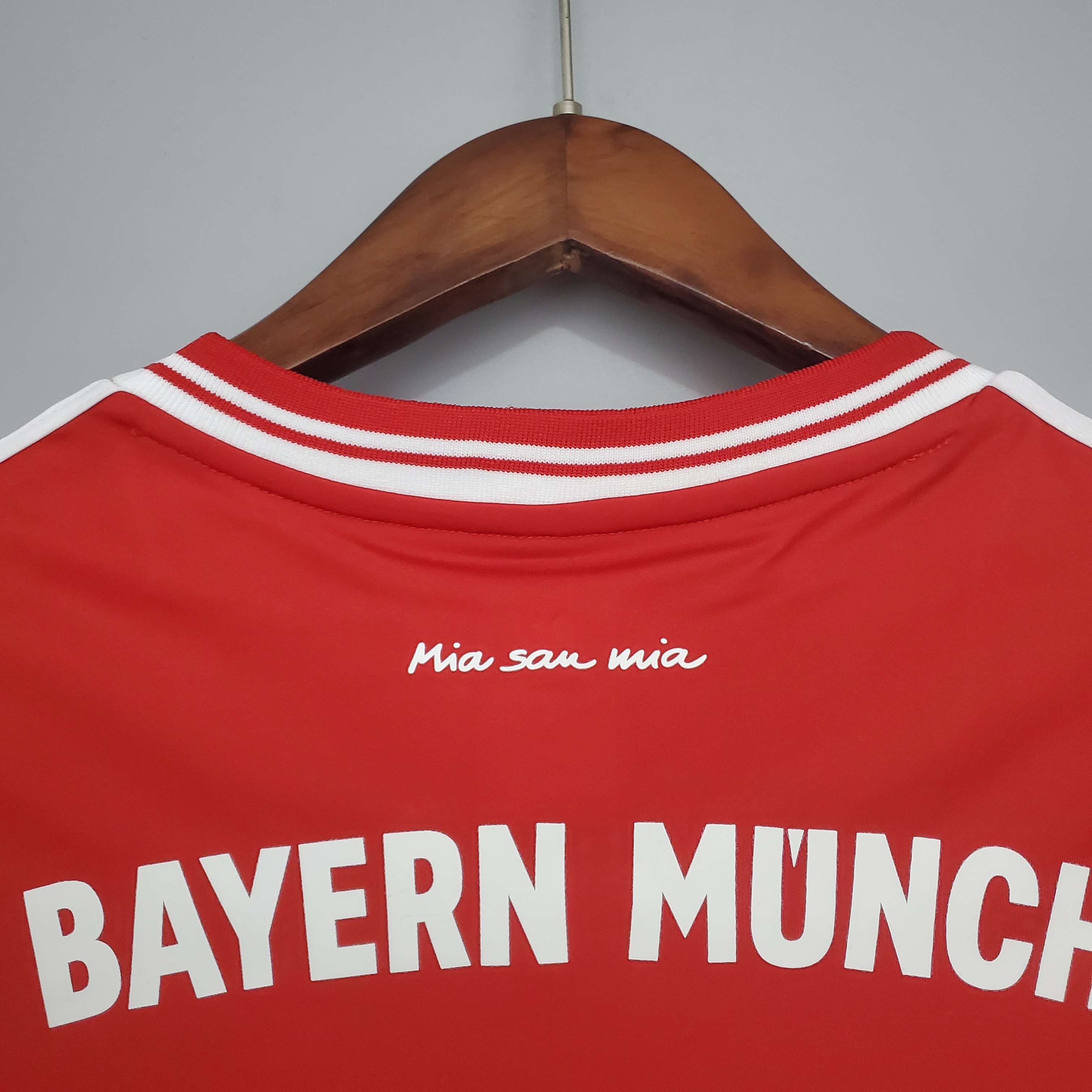 Retro Bayern Munich 13-14 Champions League Final Home Stadium Long Sleeve Jersey - SOCCERDEALSHOP