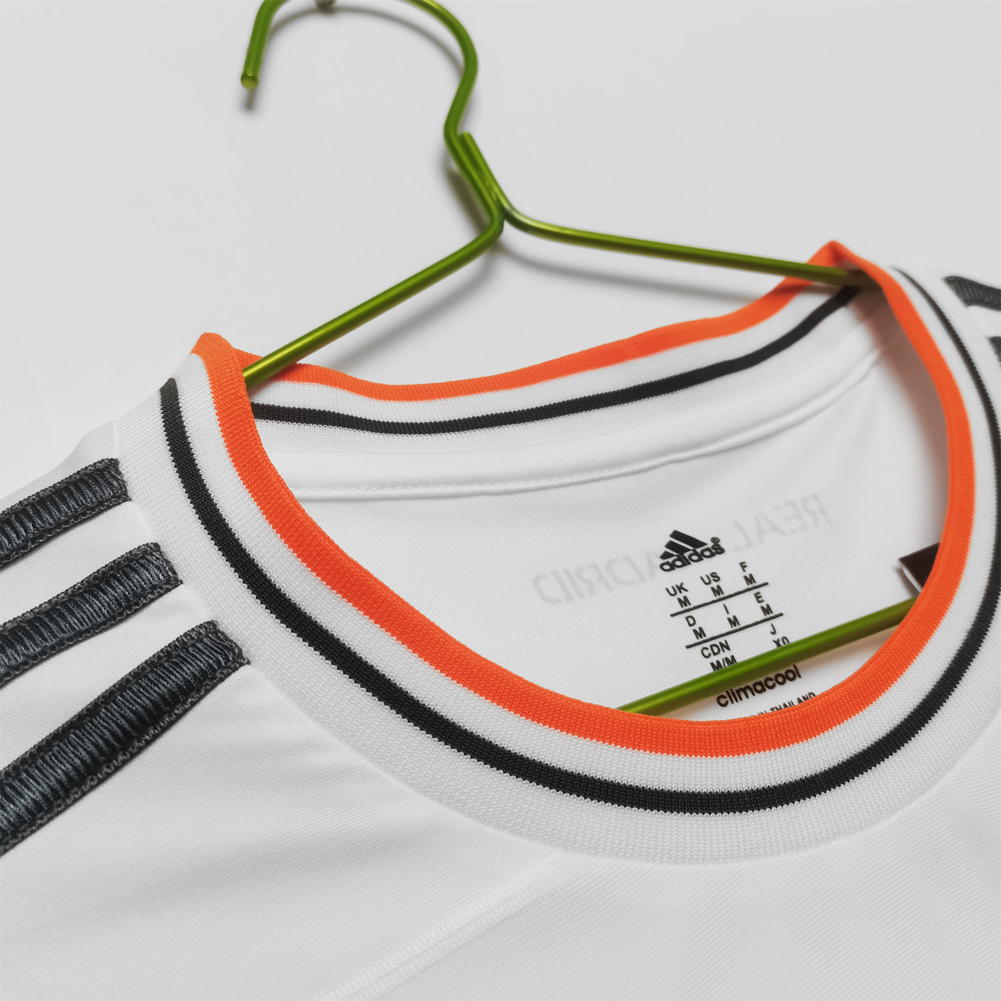 Real Madrid Retro 13-14 Home Stadium Jersey - SOCCERDEALSHOP