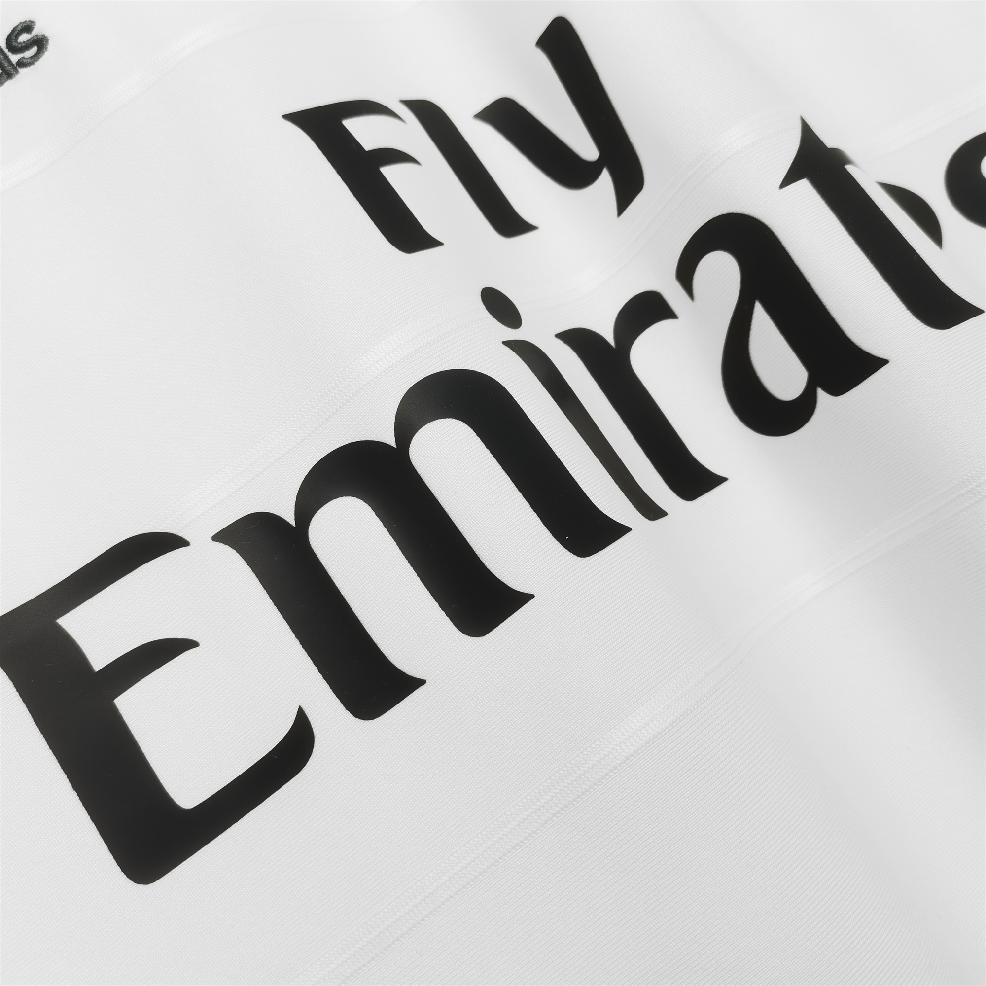 Real Madrid Retro 13-14 Home Stadium Jersey - SOCCERDEALSHOP