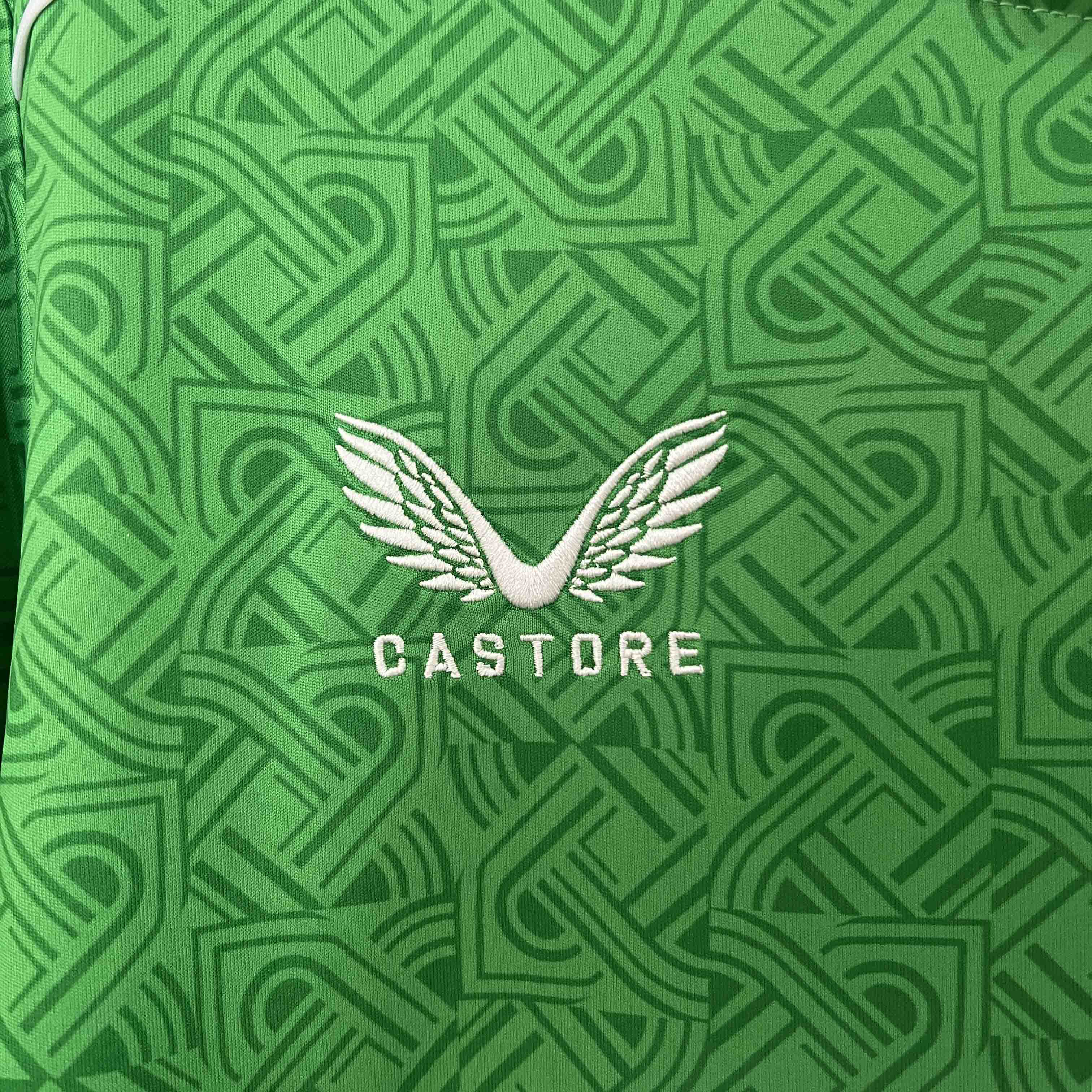 Ireland 2024 Home Stadium Jersey - Fans Version (with SKY patch) - SOCCERDEALSHOP