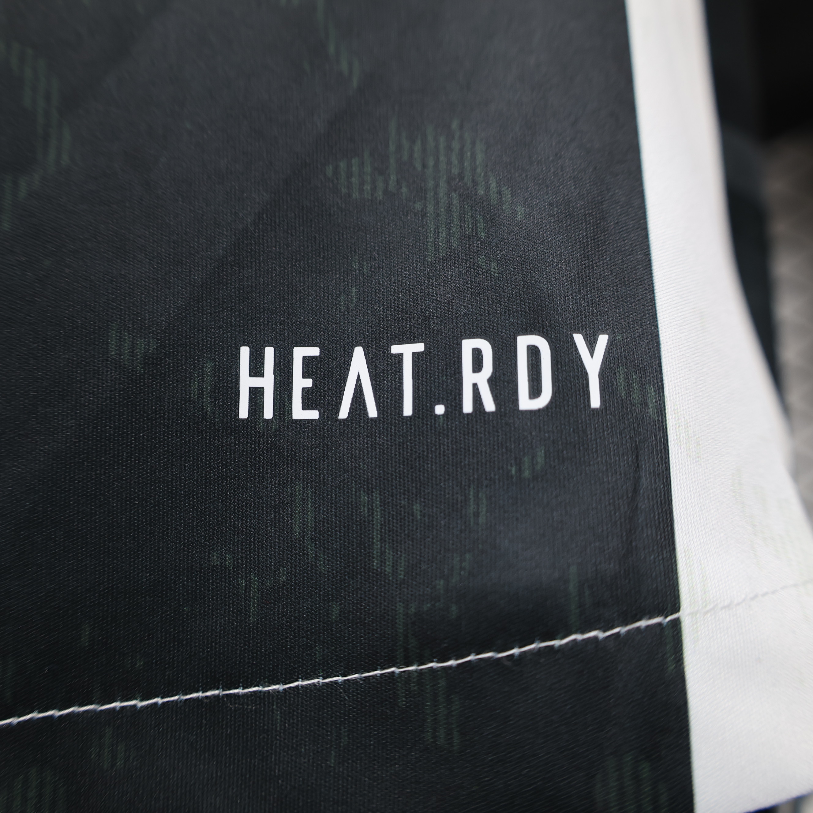 Juventus 24-25 Home Jersey - Player Version - SOCCERDEALSHOP