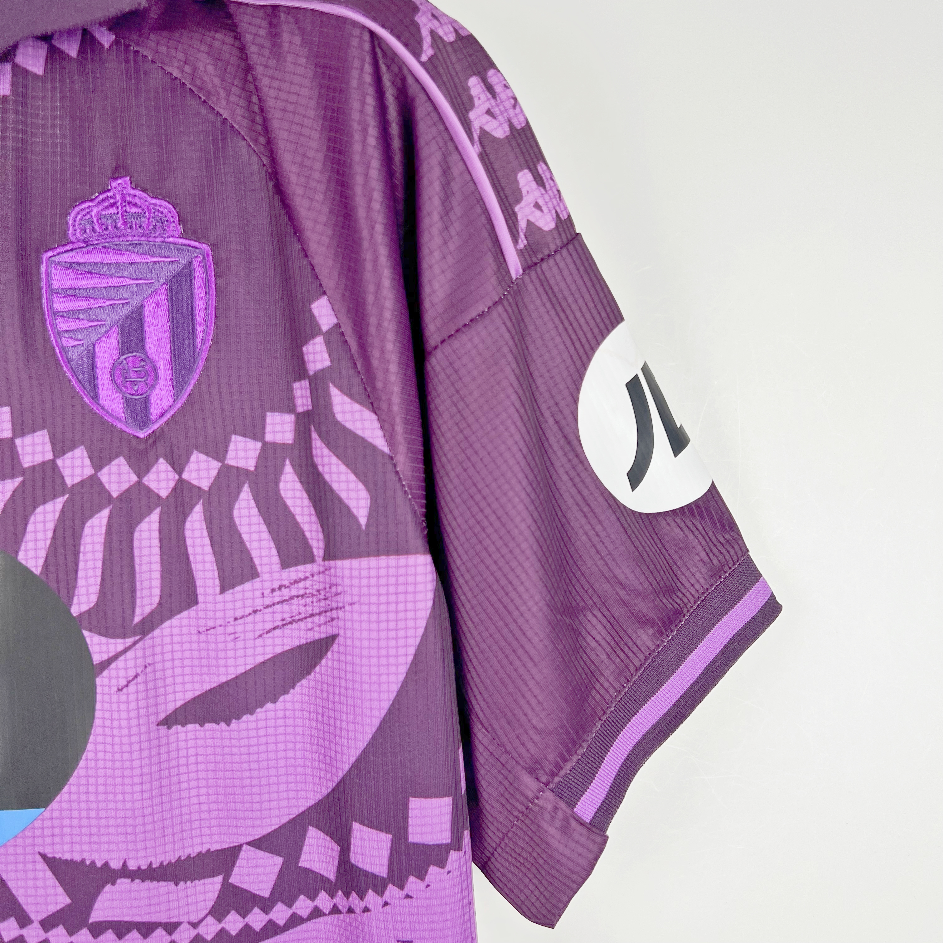 Valladolid 23-24 Away Stadium Jersey - Fans Version - SOCCERDEALSHOP