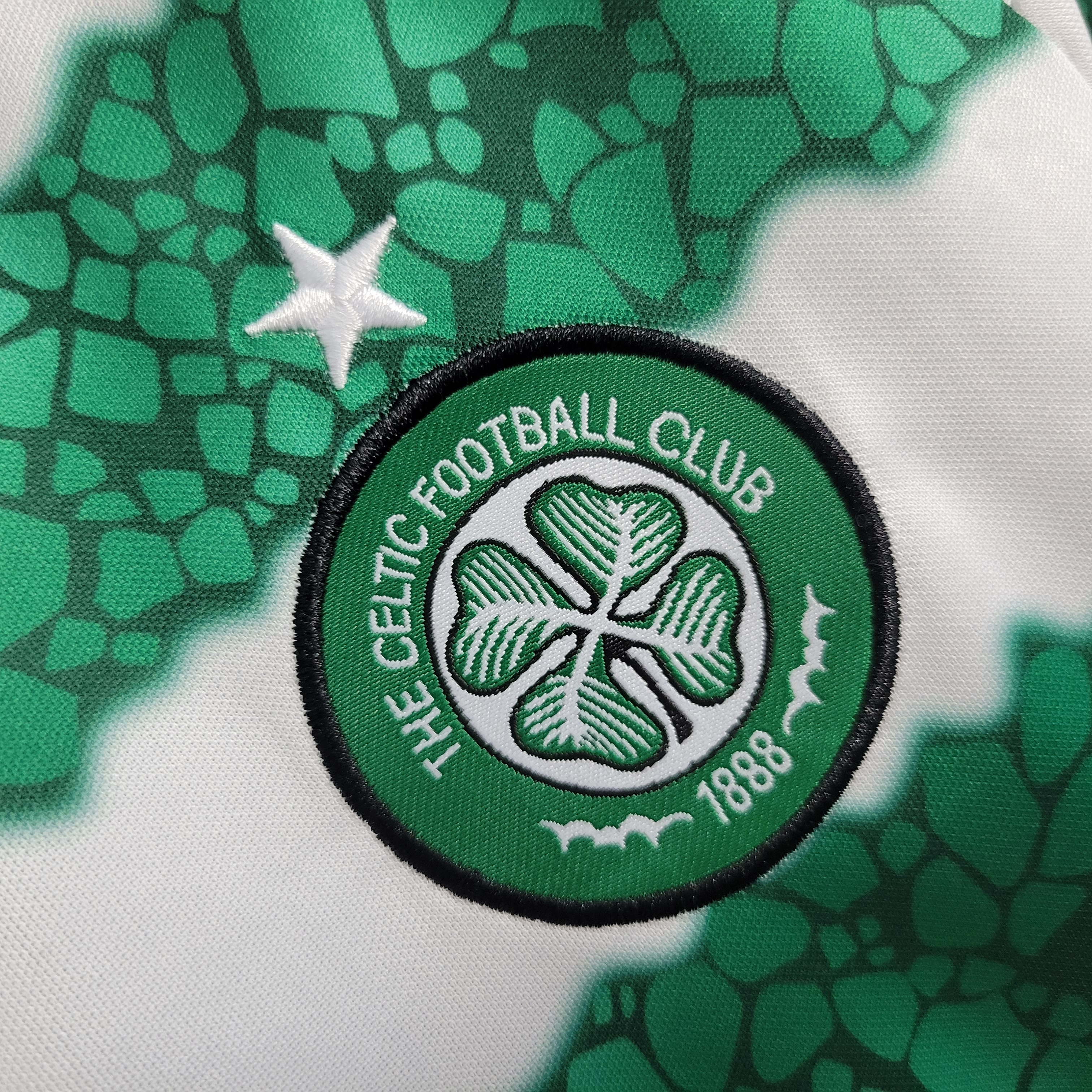 Celtic 23-24 Home Kids Kit - SOCCERDEALSHOP