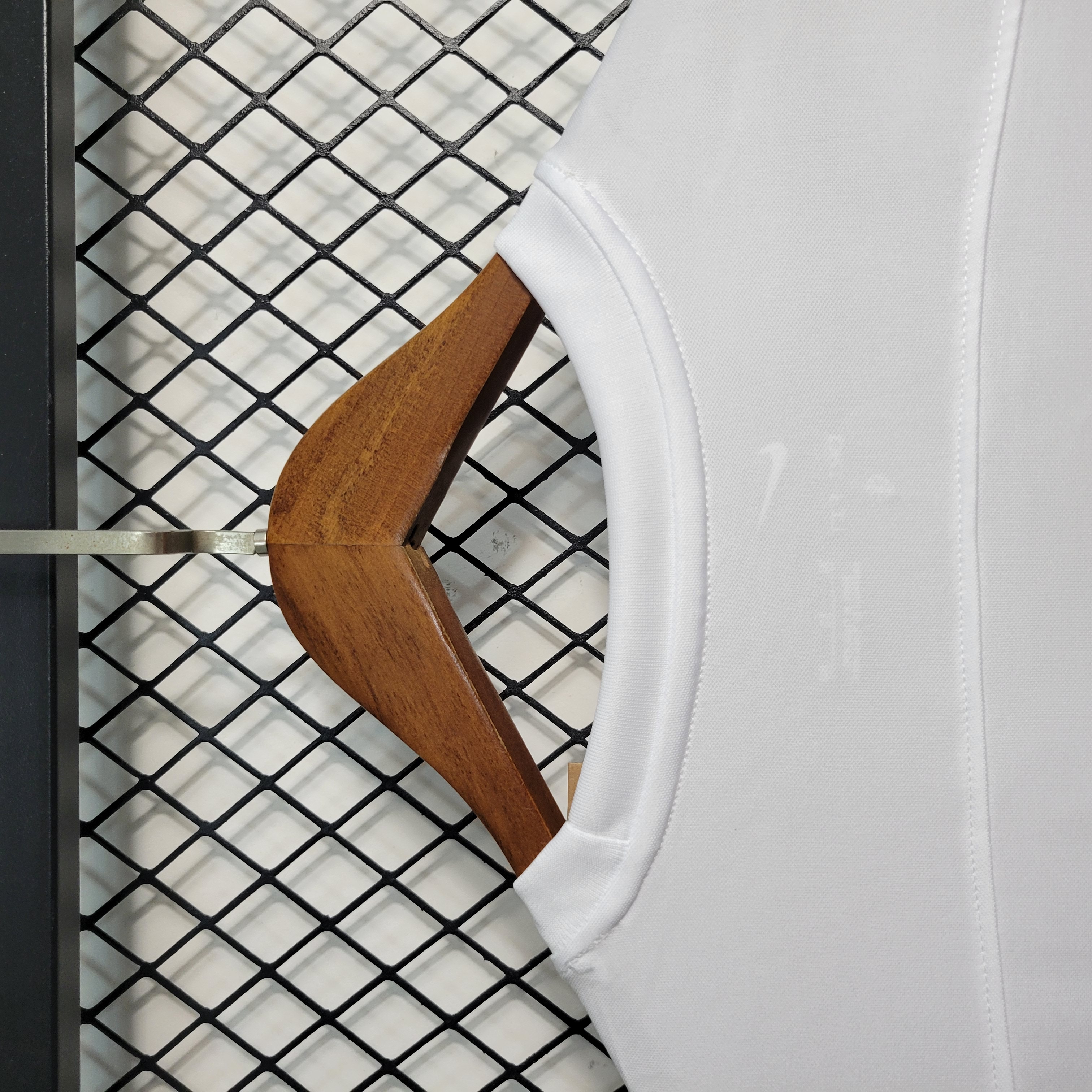 Frankfurt 23-24 Special Jersey - Fans Version - SOCCERDEALSHOP