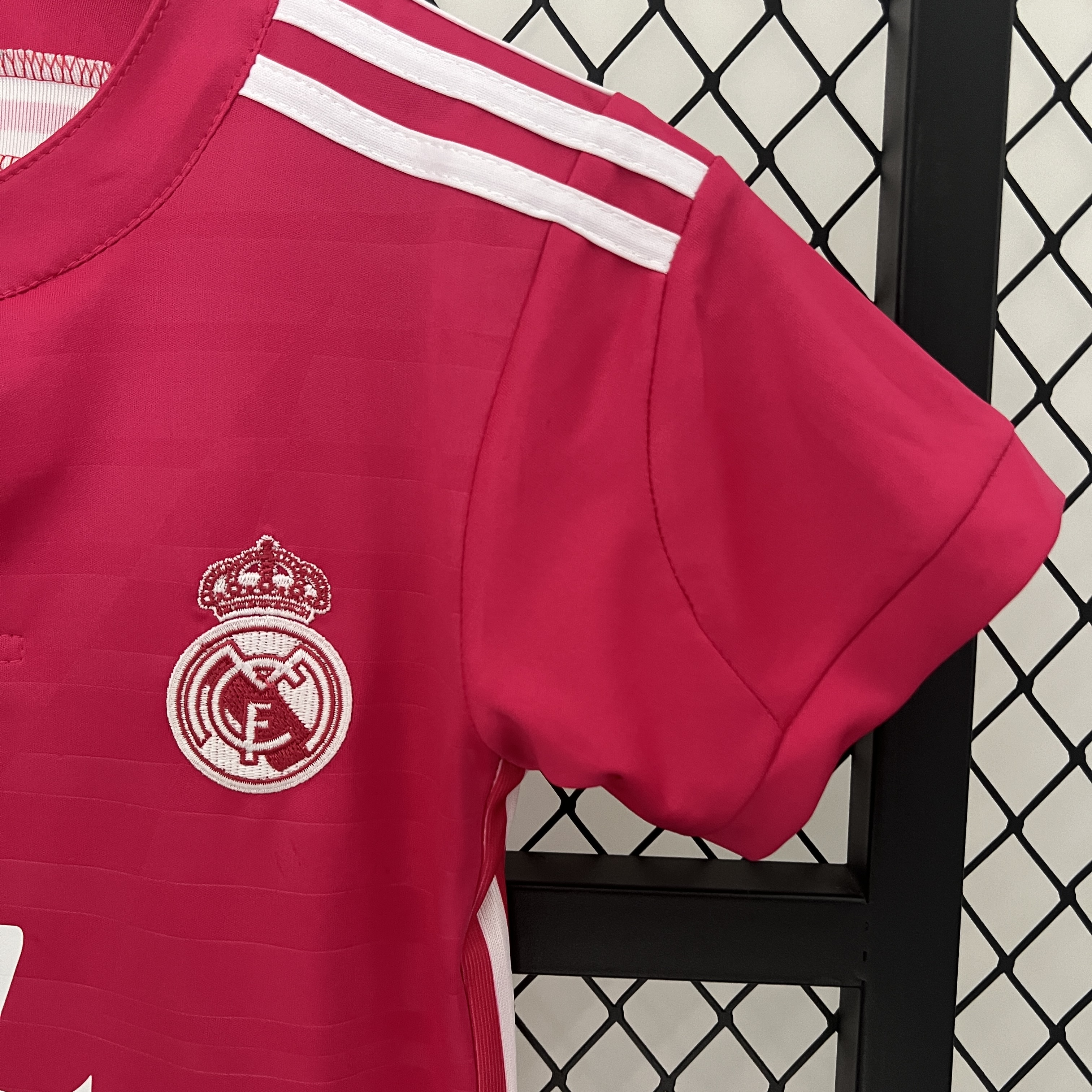 Retro Real Madrid 14-15 Away Stadium Kids Kit - SOCCERDEALSHOP
