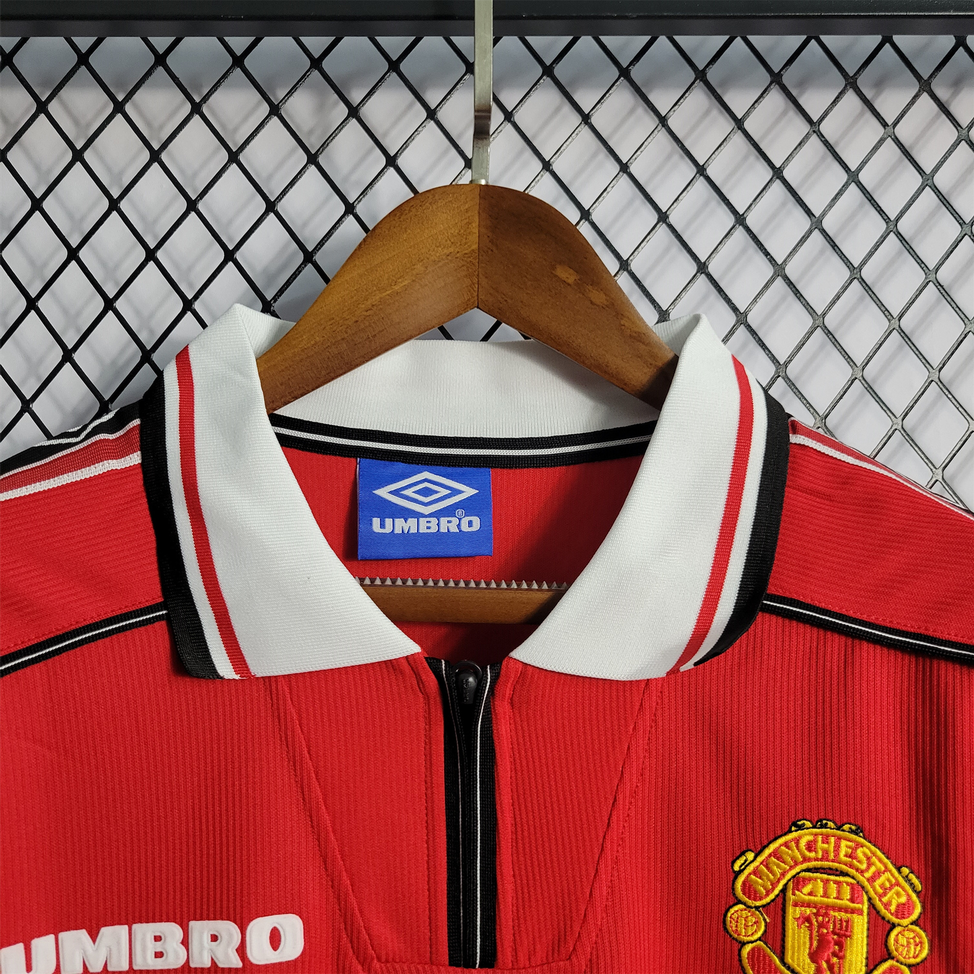 Manchester United Retro 98-99 Home Jersey - SOCCERDEALSHOP