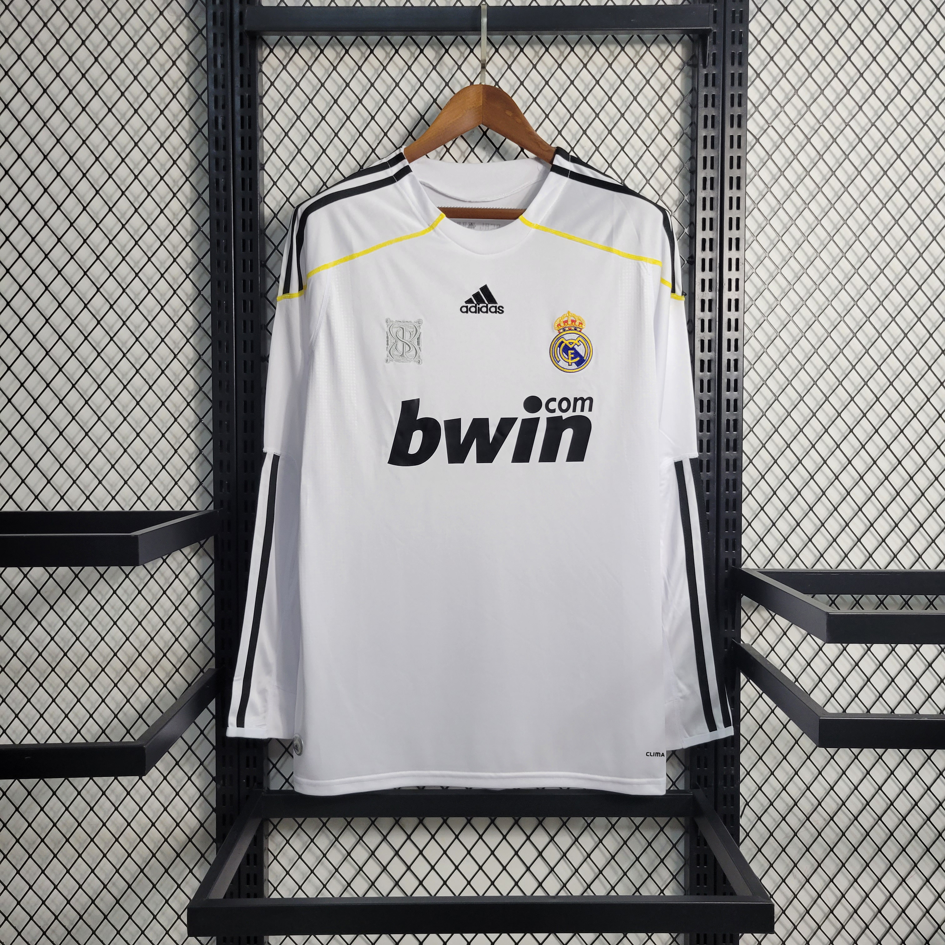 Retro Real Madrid 09-10 Home Stadium Long Sleeve Jersey - SOCCERDEALSHOP