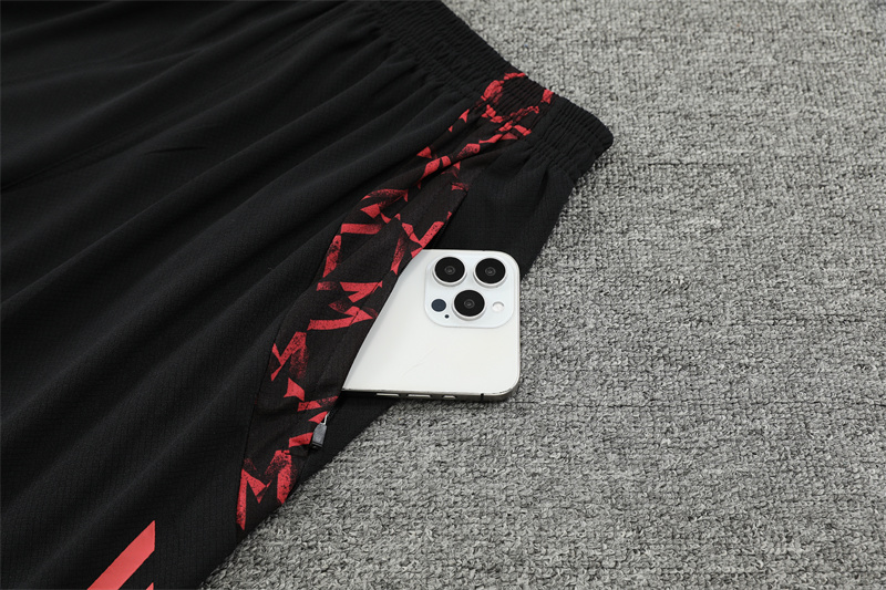 Manchester United 24-25 Short-Sleeve Training Set - Red - SOCCERDEALSHOP