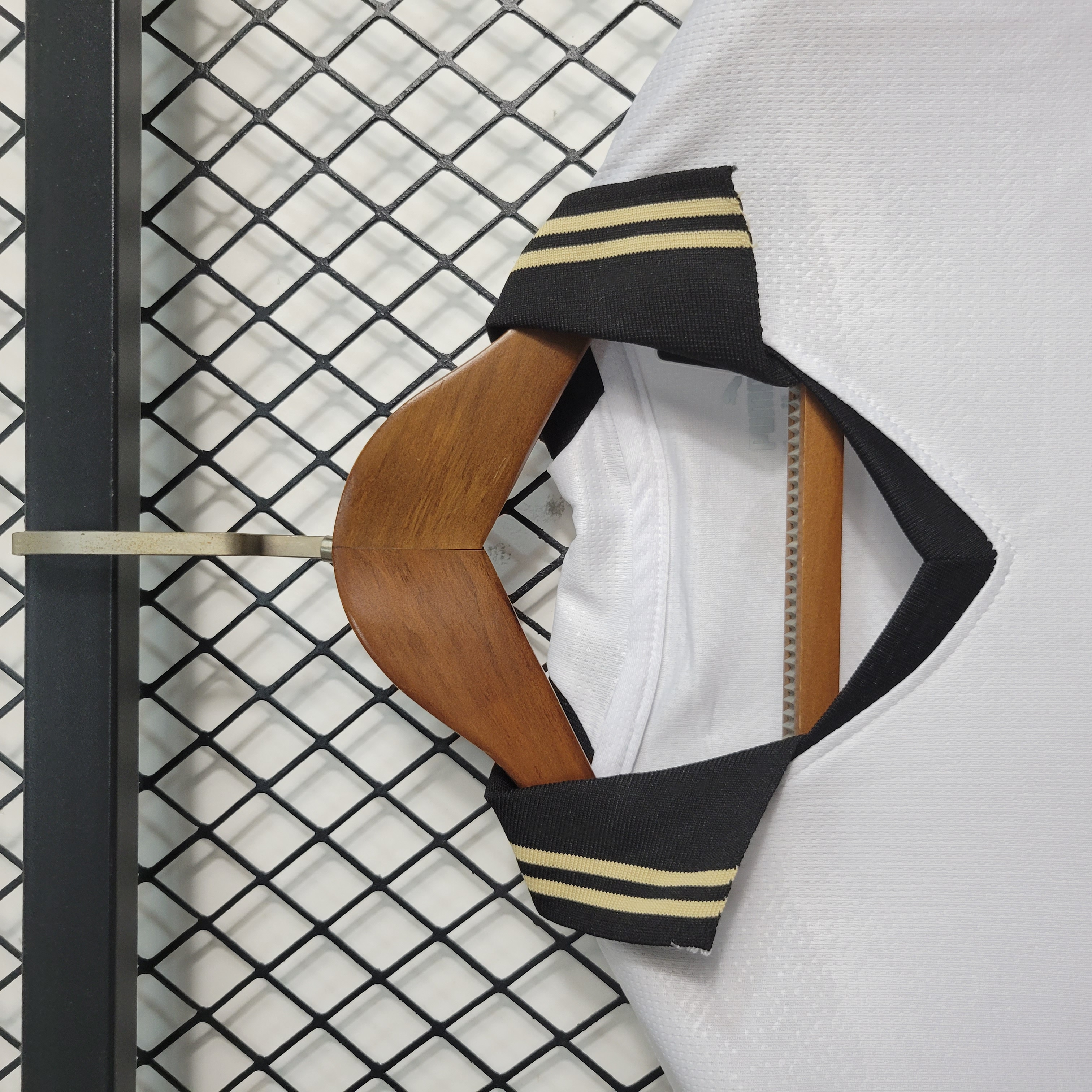 Valencia 23-24 Home Kids Kit - SOCCERDEALSHOP