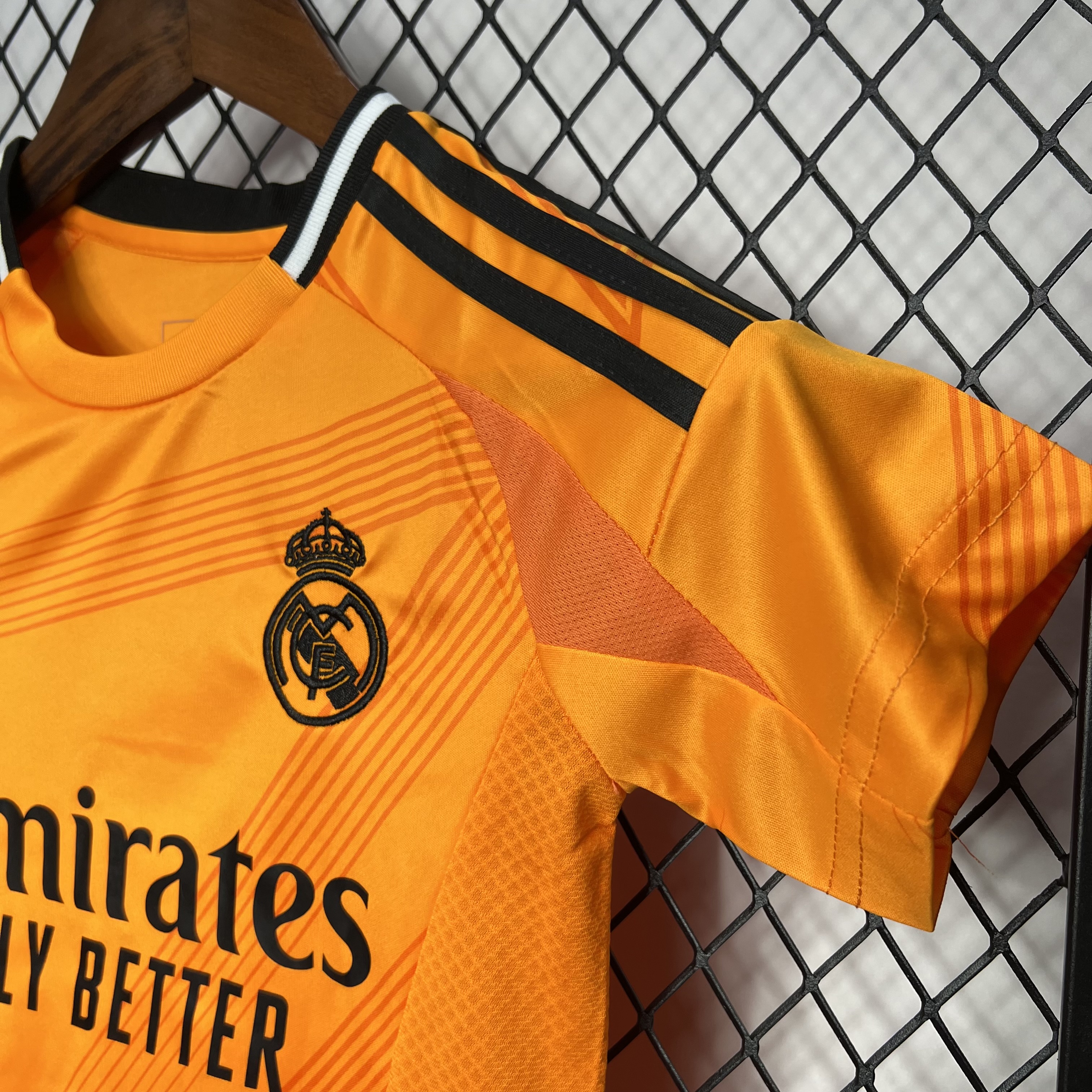 Real Madrid 24-25 Away Kids Kit - SOCCERDEALSHOP
