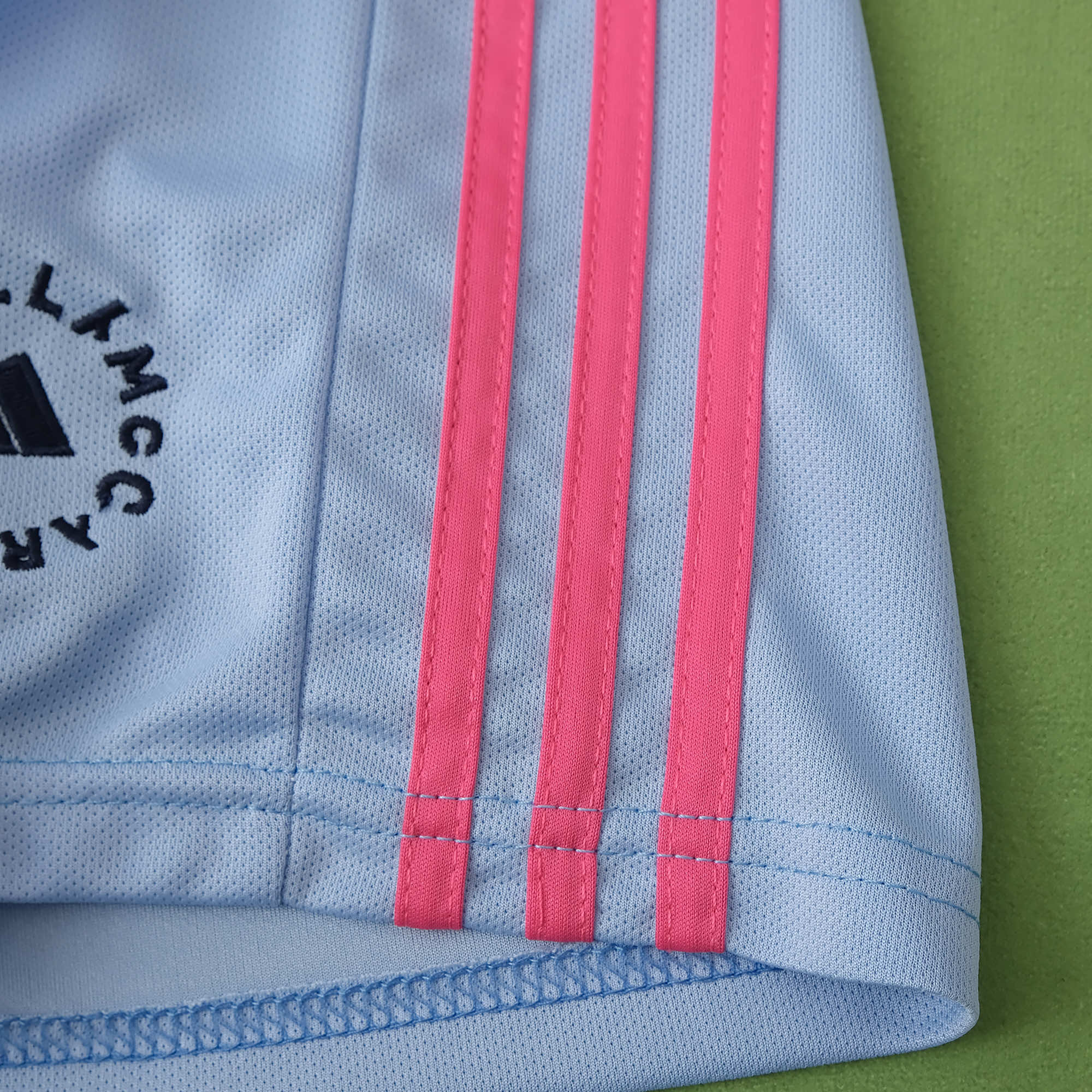 Arsenal X SM 23-24 Special Edition Kids Kit - SOCCERDEALSHOP