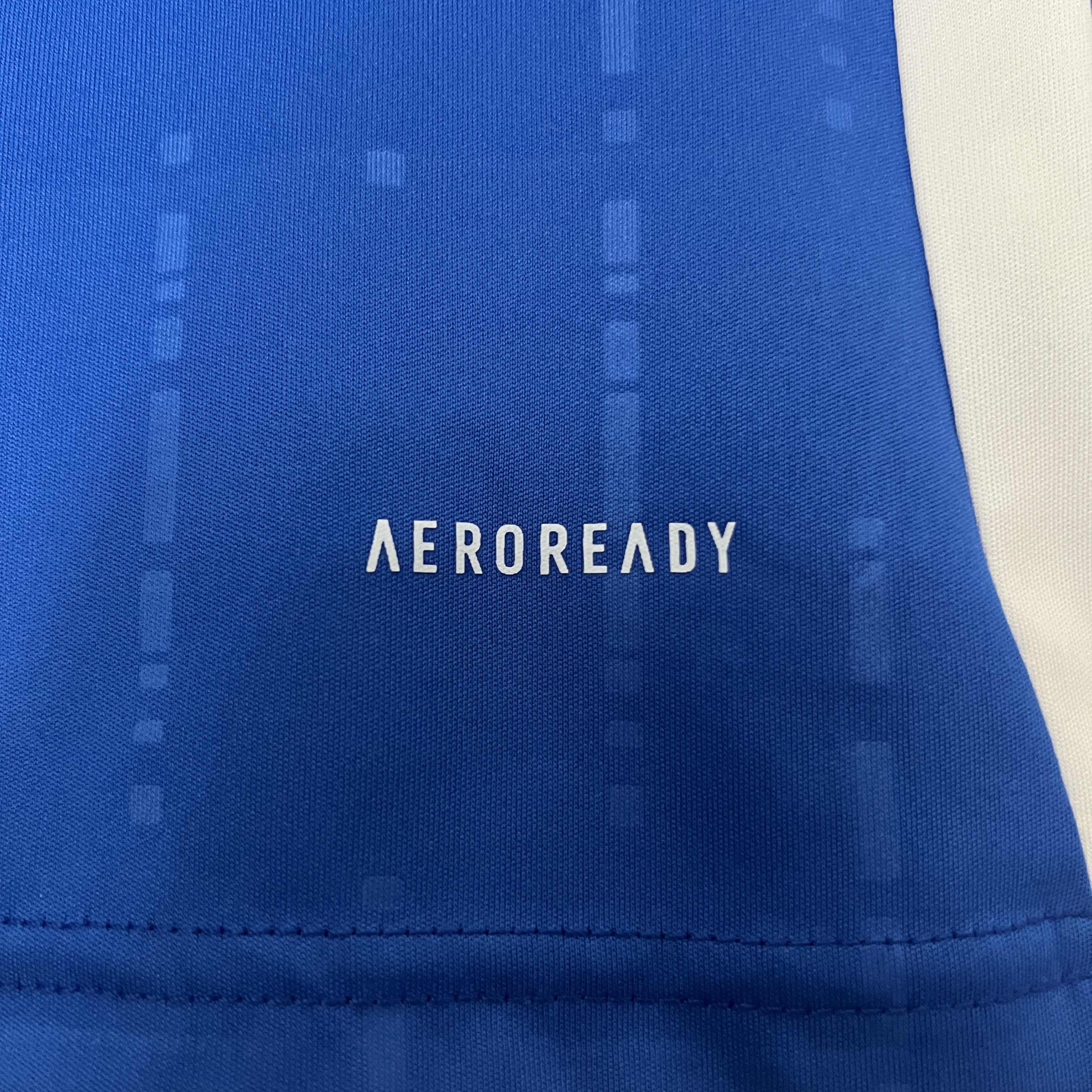 Italy 2024 Home Stadium Kids Kit - SOCCERDEALSHOP