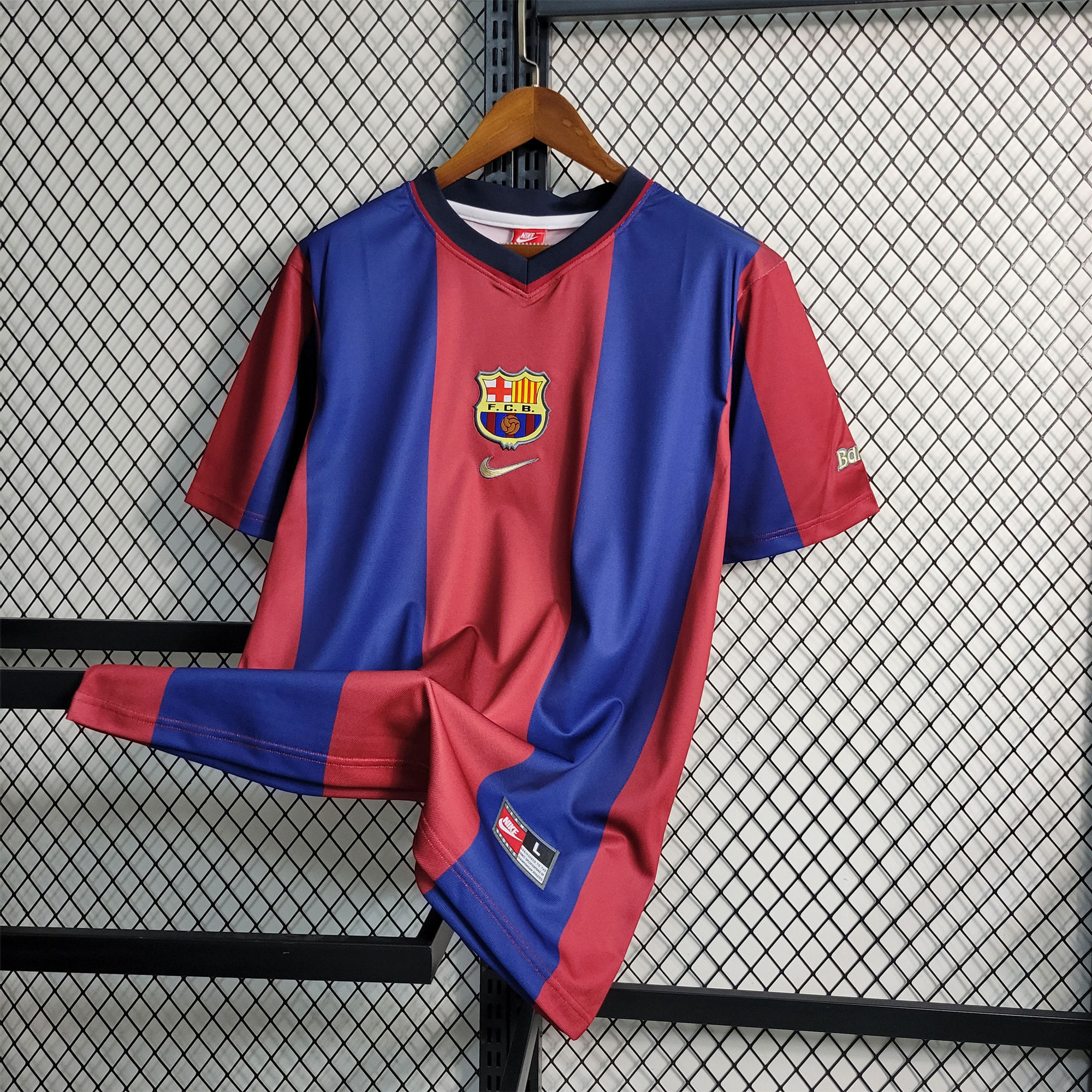 B.A.R.S.A Retro 98-99 Home Stadium Jersey - SOCCERDEALSHOP